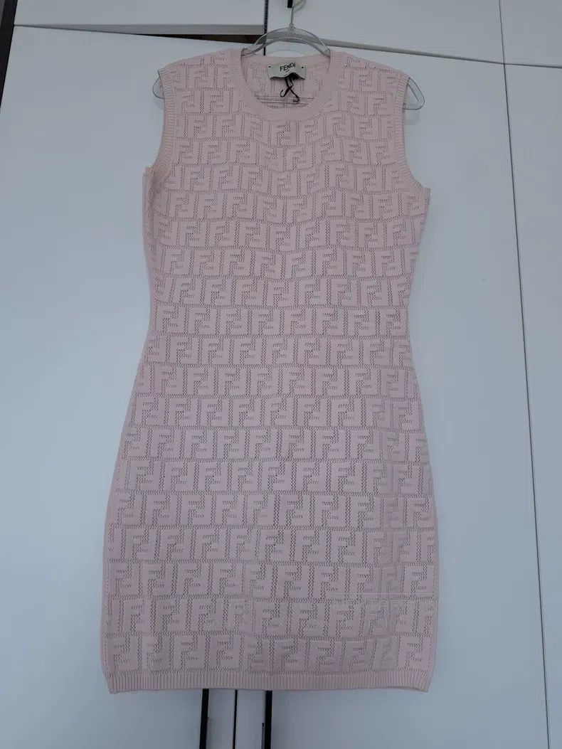 Fendi Fendi Dress Size M / US 6-8 / IT 42-44 - 1 Thumbnail