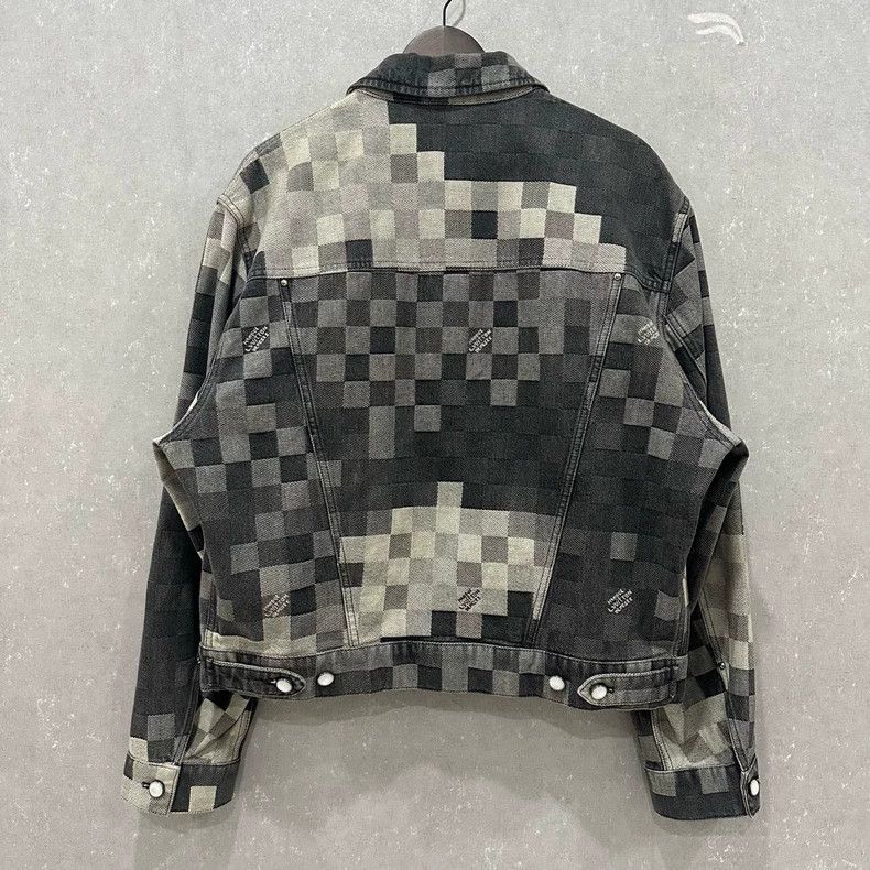 Louis Vuitton Louis Vuitton Pixel check denim jacket Nextarrow-2505 Size US L / EU 52-54 / 3 - 1 Thumbnail