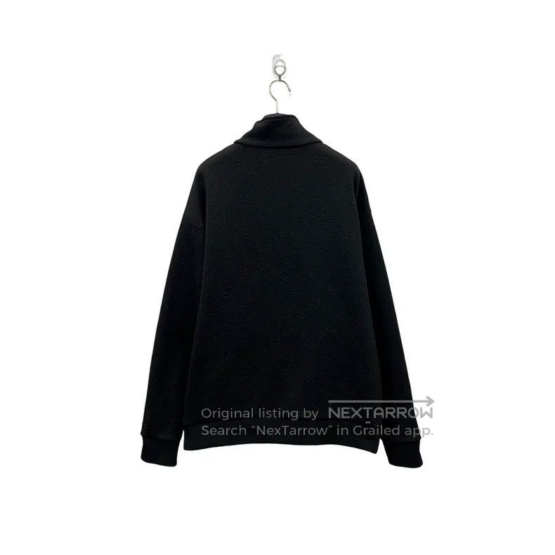 Louis Vuitton Louis Vuitton Embossed dark pattern full logo jacket Size US L / EU 52-54 / 3 - 2 Thumbnail