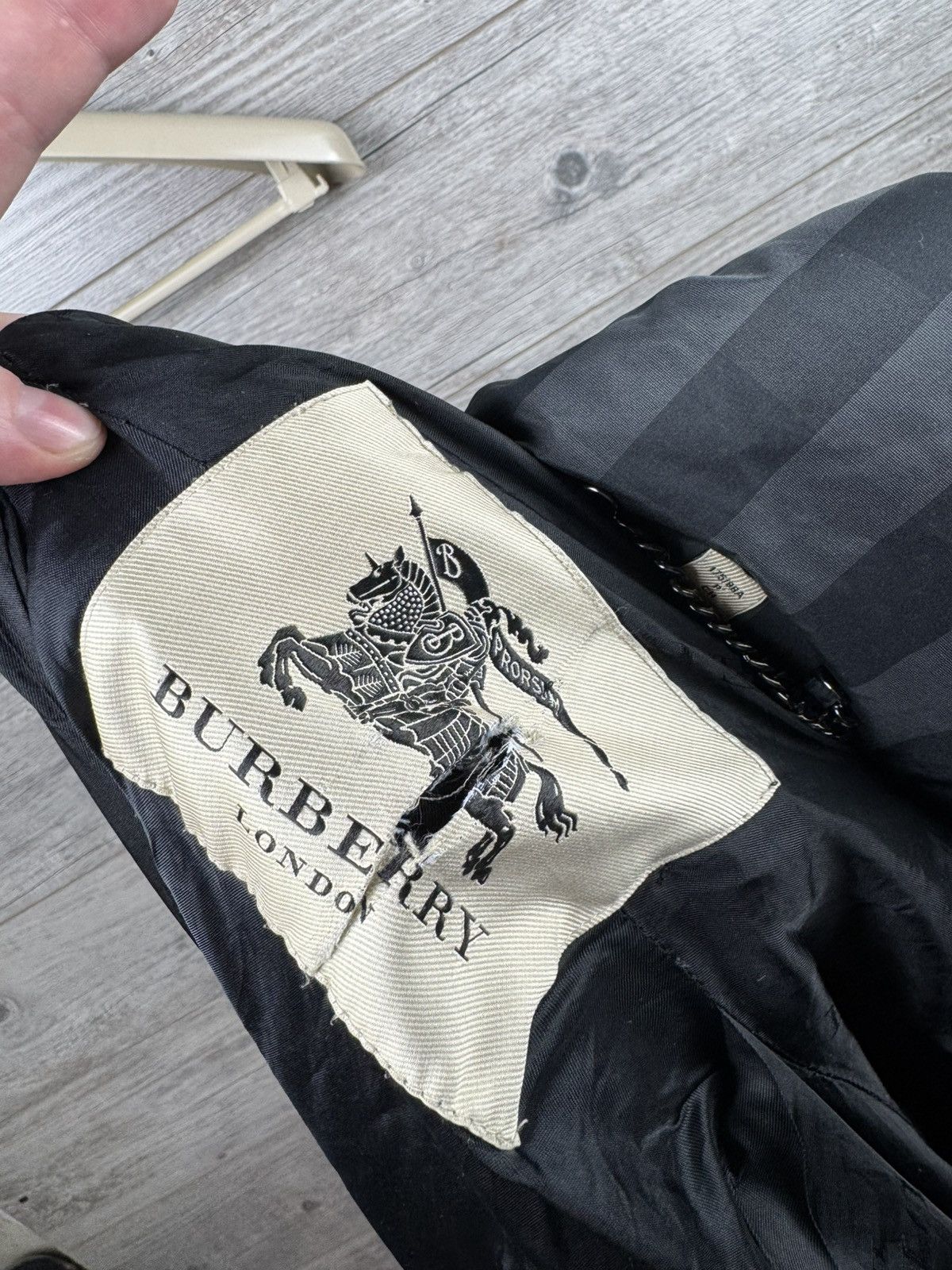 Burberry Burberry London Womans Down Jacket Puffer Luxury Size S Size S / US 4 / IT 40 - 11 Thumbnail