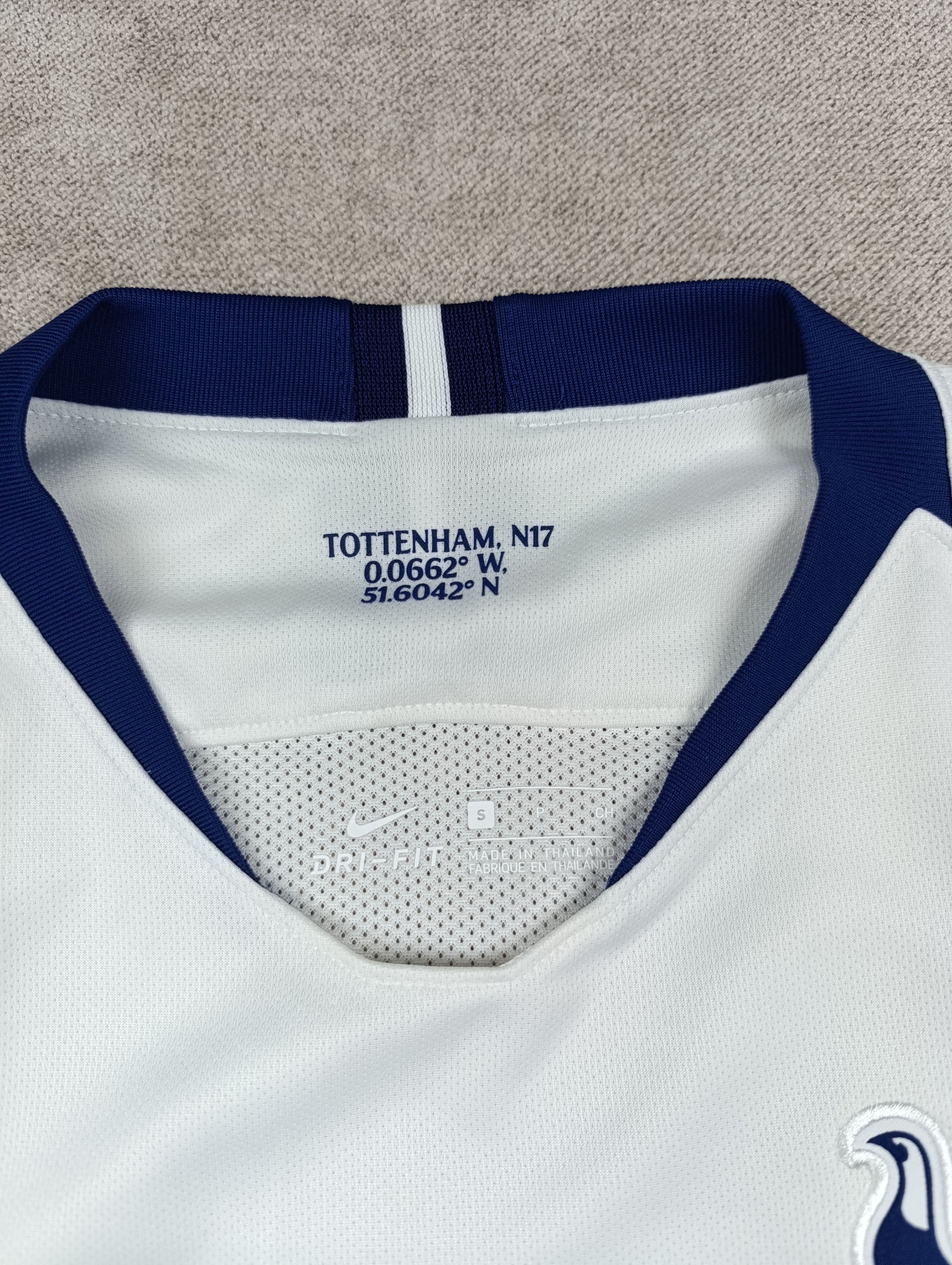 Nike Nike Tottenham Hotspur Player Issue U18 Jersey 2018/19 Size US S / EU 44-46 / 1 - 6 Thumbnail
