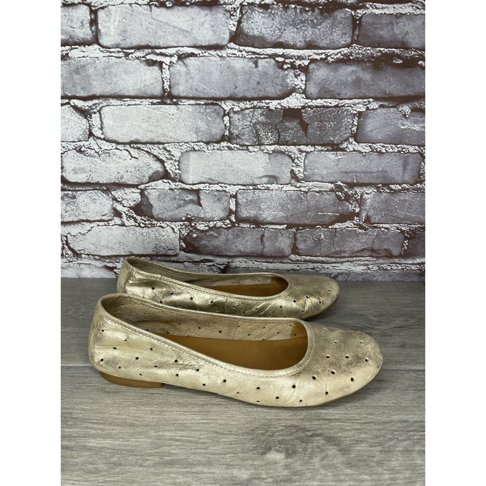AFFXWRKS Kork Ease Metallic Gold Leather Perforated Ballet Flats Shoe Size US 11 / IT 41 - 12 Thumbnail