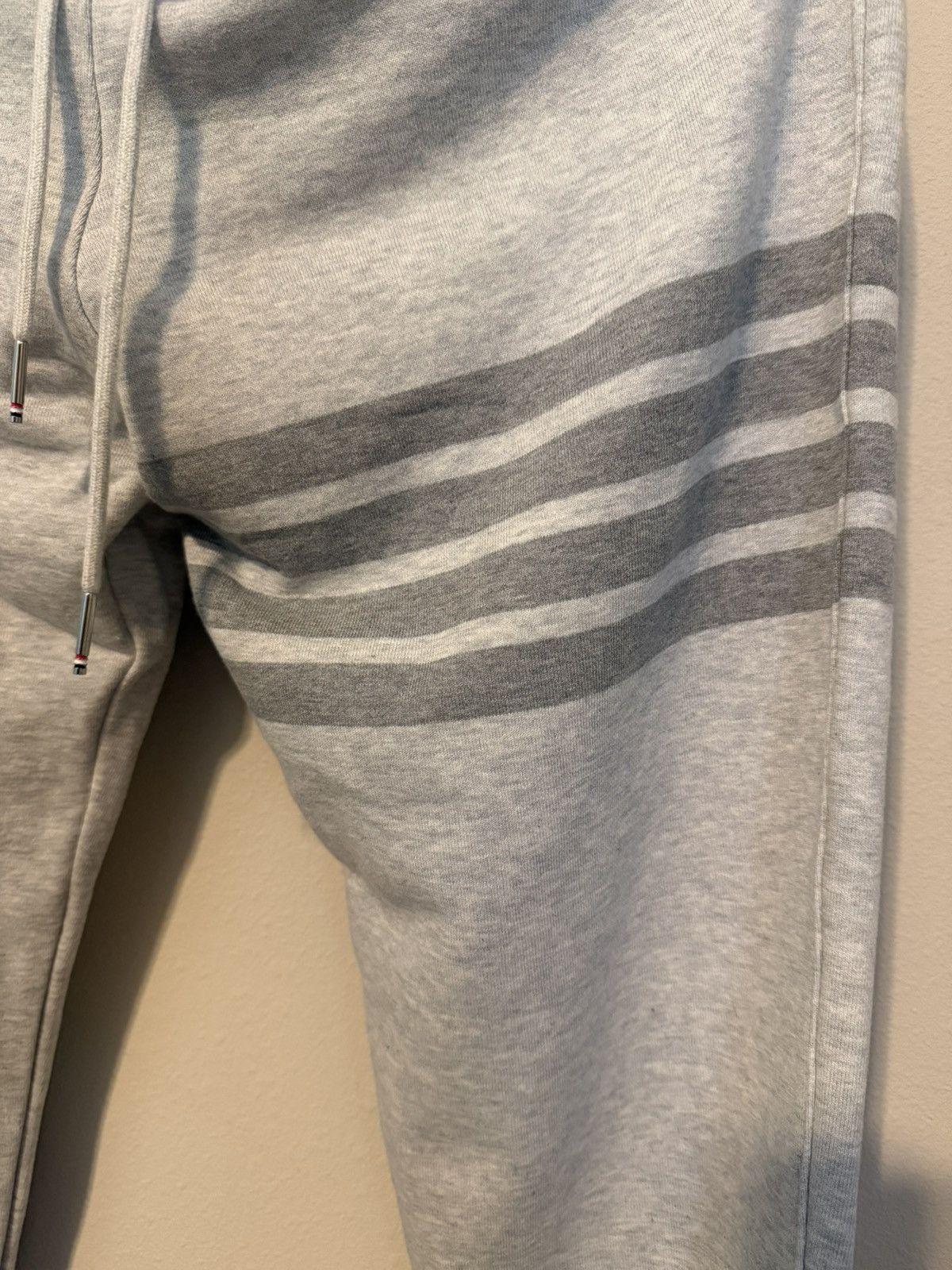 Thom Browne [BNWT] Thom Browne 4-Bar Classic Sweatpants - Grey (Size 3) Size US 34 / EU 50 - 7 Thumbnail