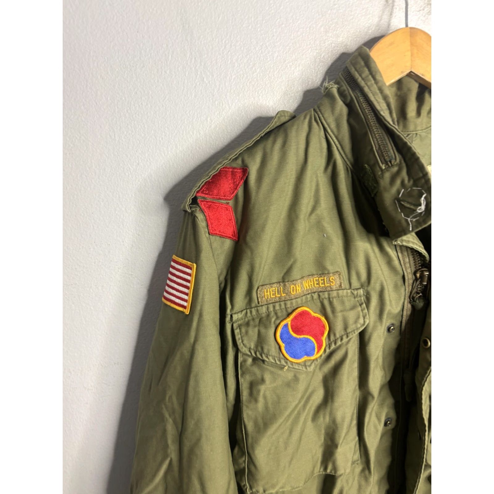 Alpha Industries Vintage Alpha Industries Jacket Mens Small Green M65 Field Coat Patches 70s Size US S / EU 44-46 / 1 - 2 Thumbnail