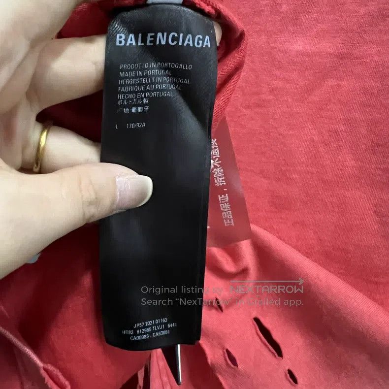Balenciaga Balenciaga Distressed Wash BB Logo Short Sleeve L Size Size US L / EU 52-54 / 3 - 3 Thumbnail