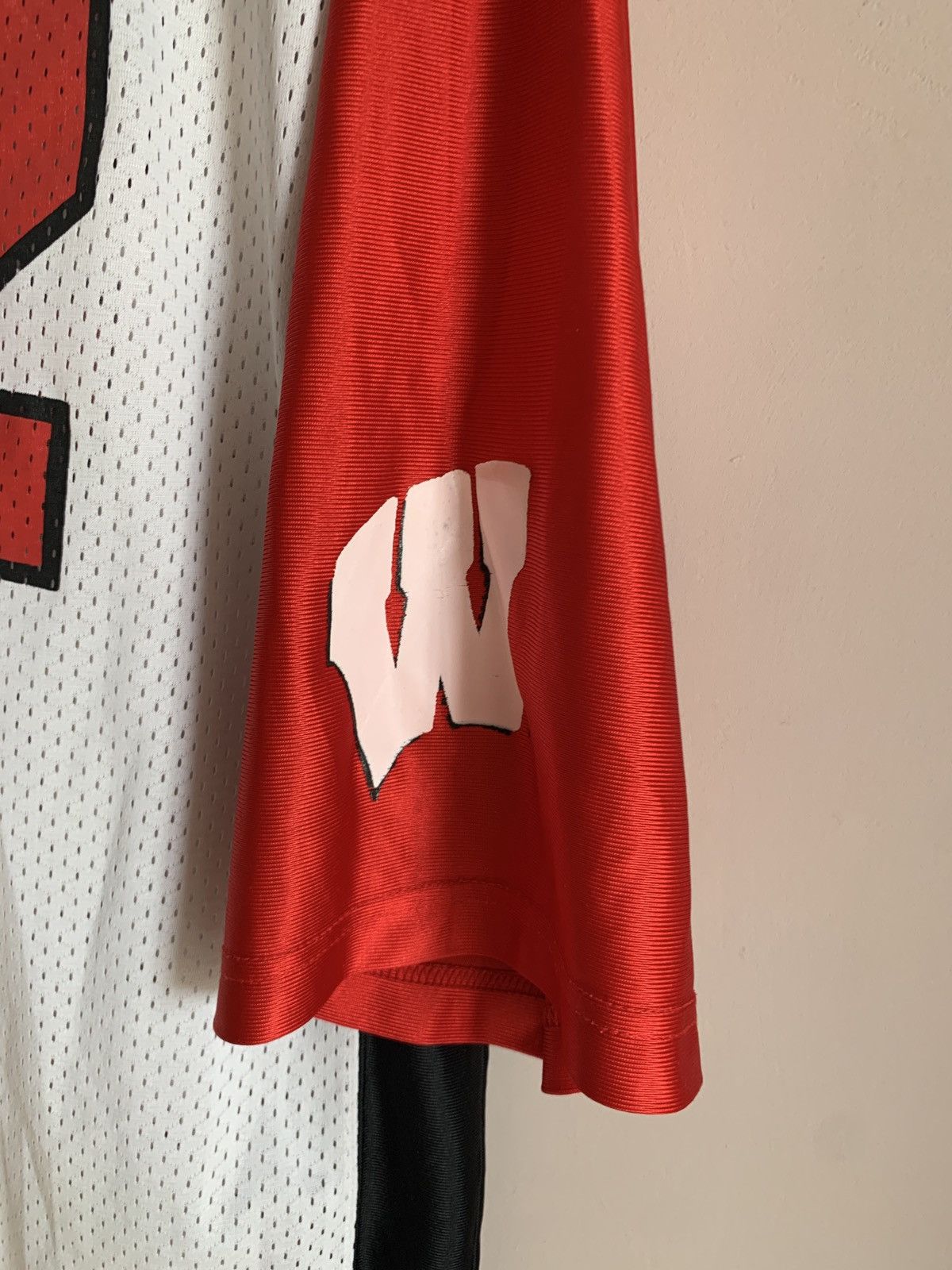 Starter Wisconsin Badgers Starter Vintage Tee Shirt Size L Size US L / EU 52-54 / 3 - 6 Thumbnail