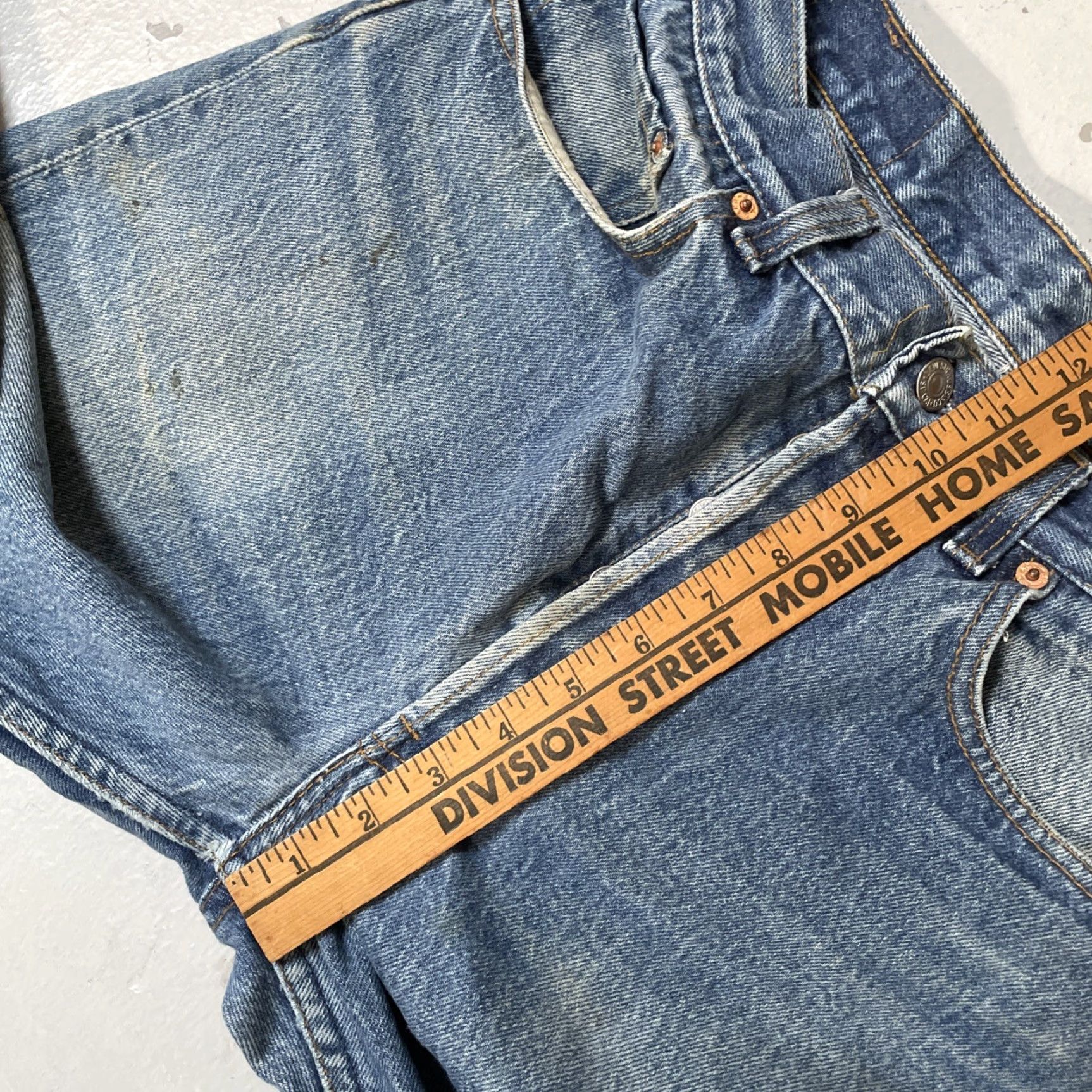 Levi's VINTAGE Levi’s 501 XX Jeans Distressed USA Denim 34x34 Blue Men/NBA? 90s Patina 34x34 Headline? Size US 34 / EU 50 - 7 Thumbnail