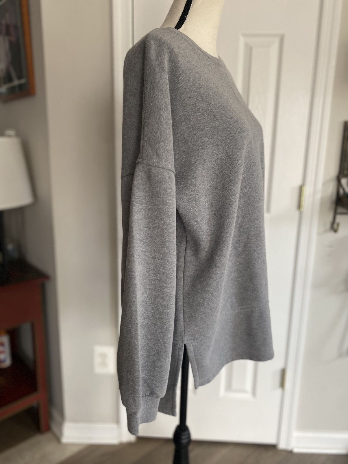 Other UNIVERSAL THREAD GRAY OVERSIZED FLEECE LINED SWEATSHIRT Size L / US 10 / IT 46 - 11 Thumbnail