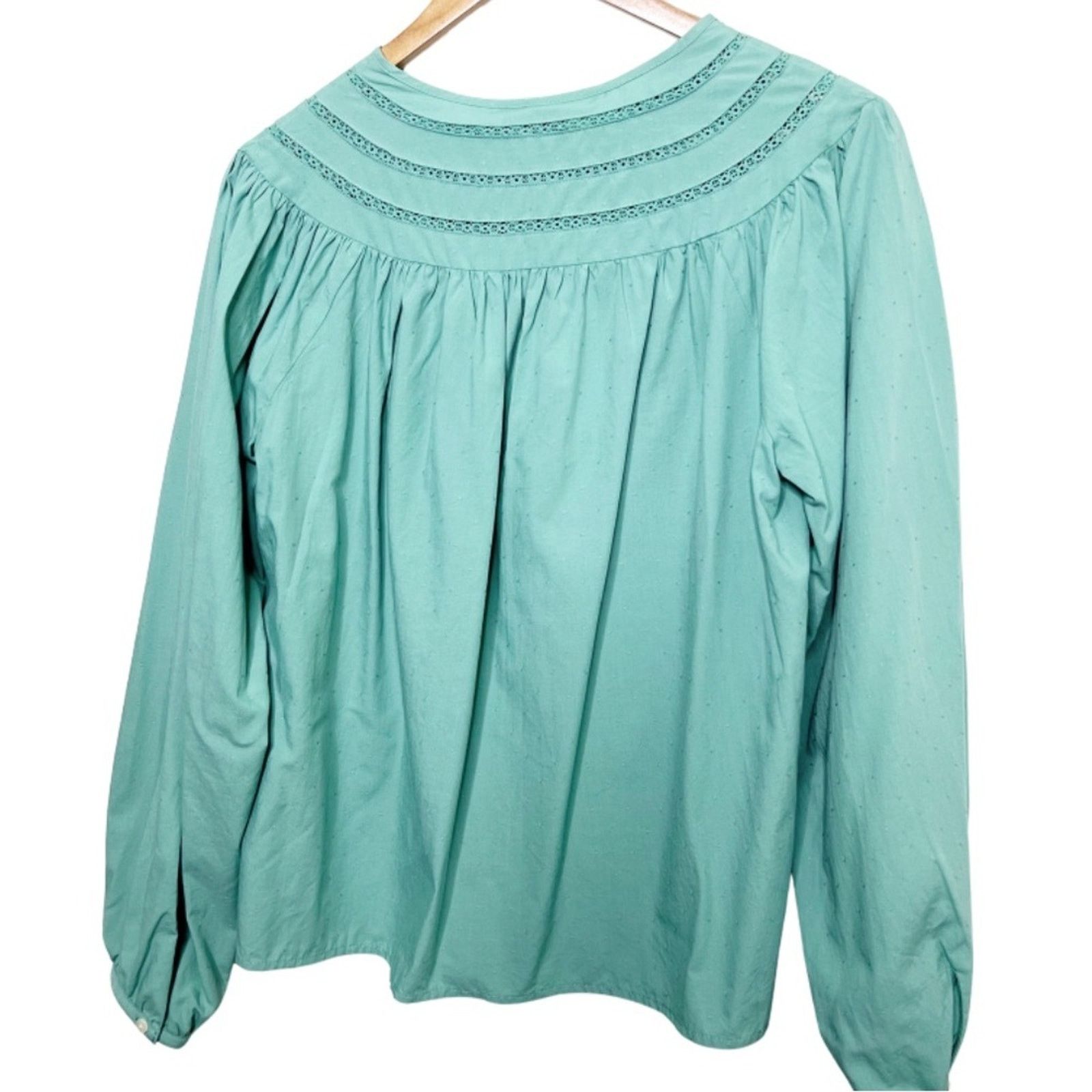 Target Basics New with Tag Universal Thread Women’s Long Sleeve Blouse Size S / US 4 / IT 40 - 11 Thumbnail