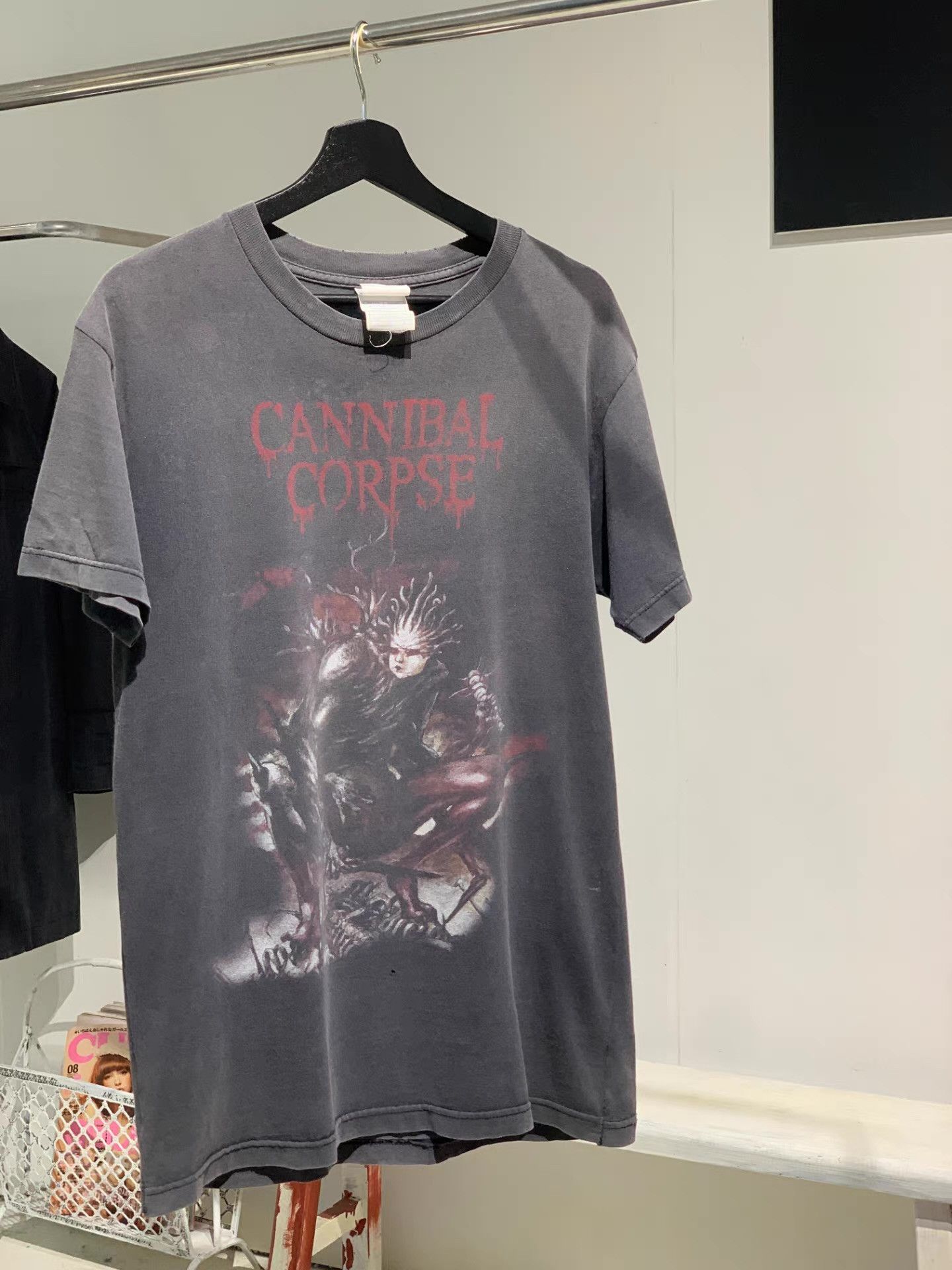 Vintage Vintage Tee 90's Cannibal Corpse Q13 Size US L / EU 52-54 / 3 - 2 Thumbnail