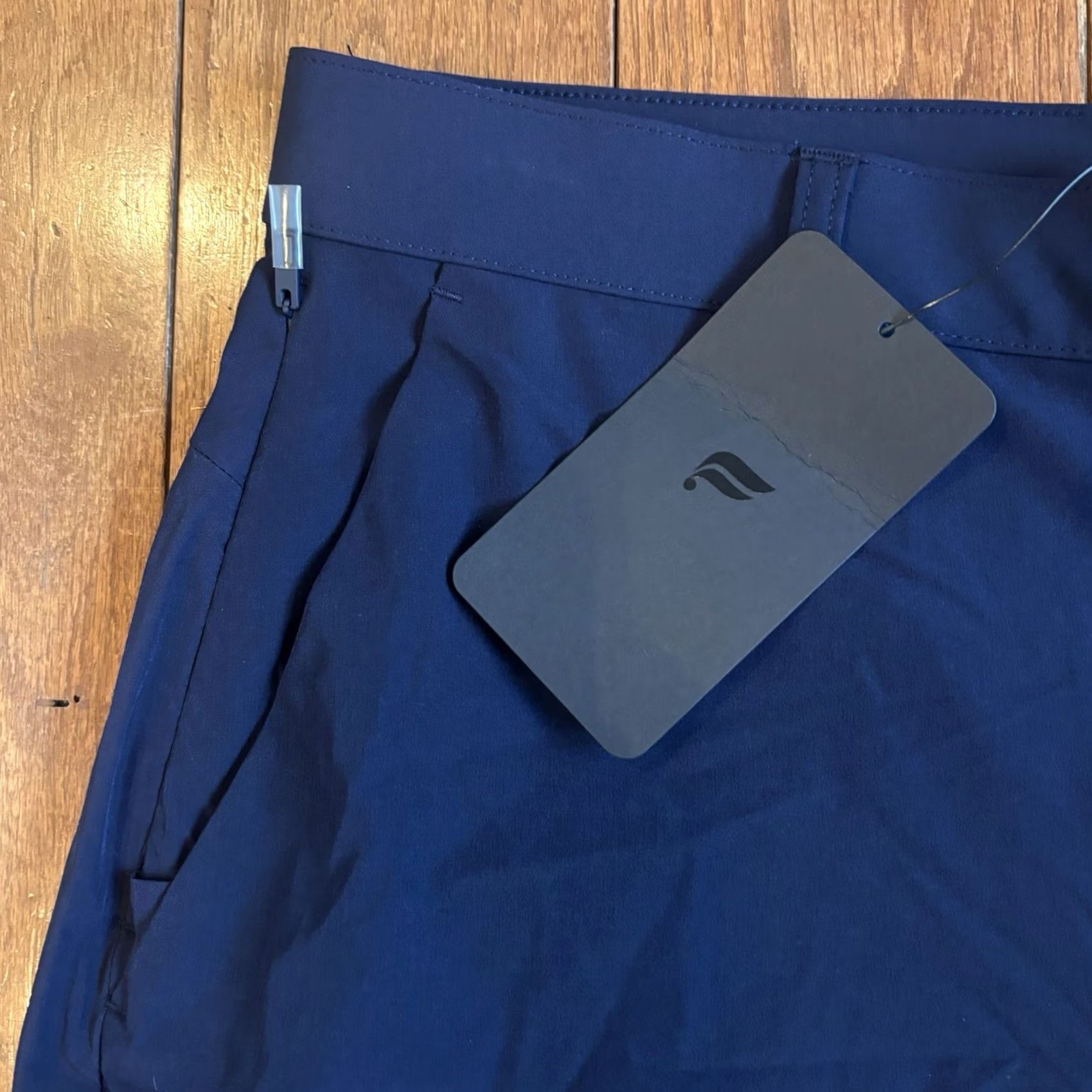 Fabletics VINTAGE NWT Mens Fabletics The Only Tech Shorts 8" Performance Chinos Golf Blue sz 33 Size US 33 - 2 Thumbnail