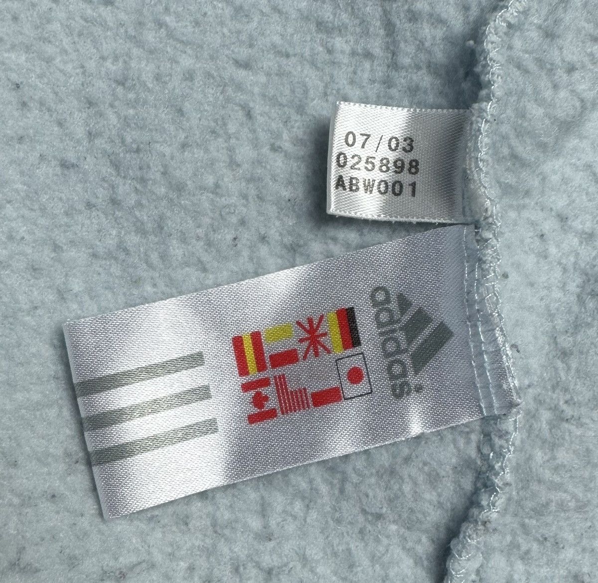 Adidas Vintage 00s Adidas Small Logo Cotton Crewneck Sweatshirt Size US L / EU 52-54 / 3 - 13 Thumbnail