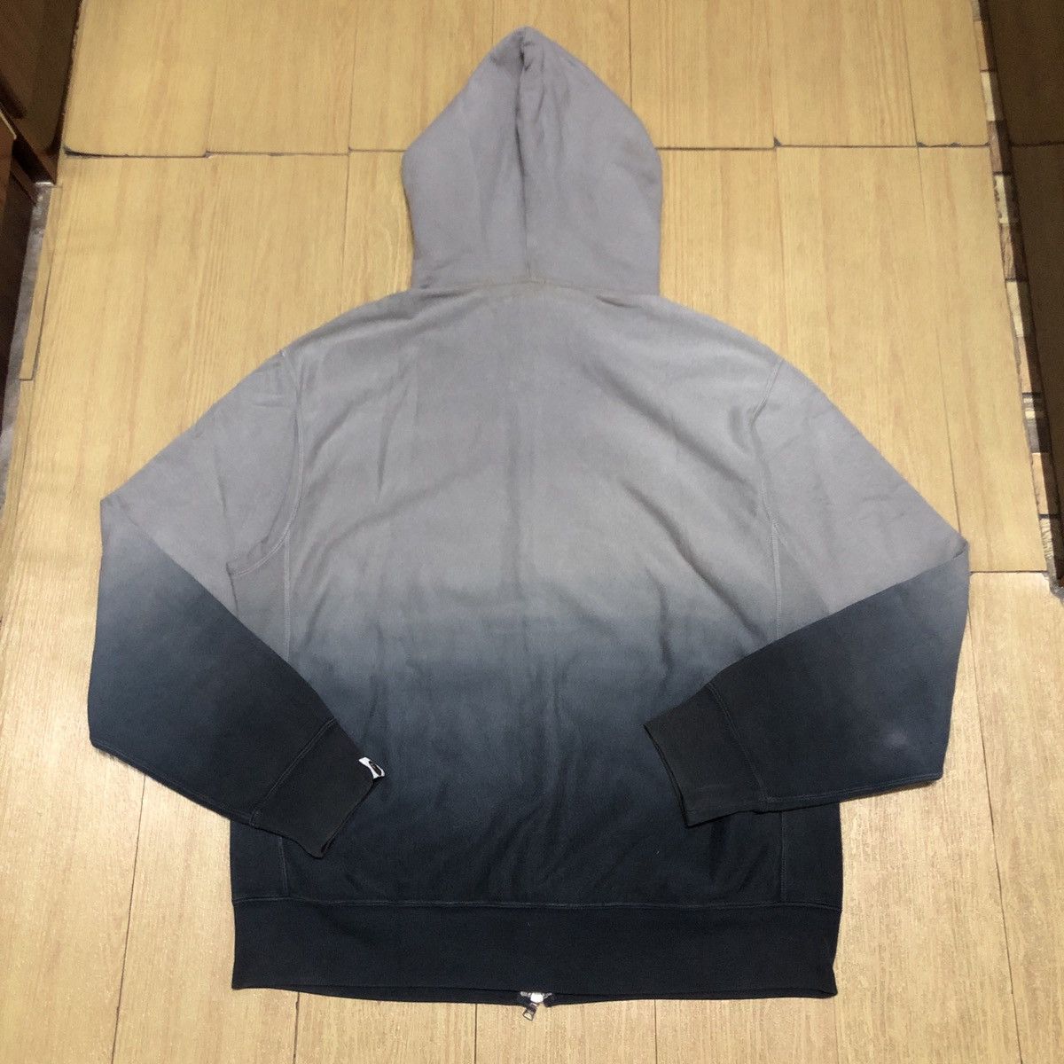 Bape BAPE Gradient Full Zip Hoodie Size US M / EU 48-50 / 2 - 2 Thumbnail