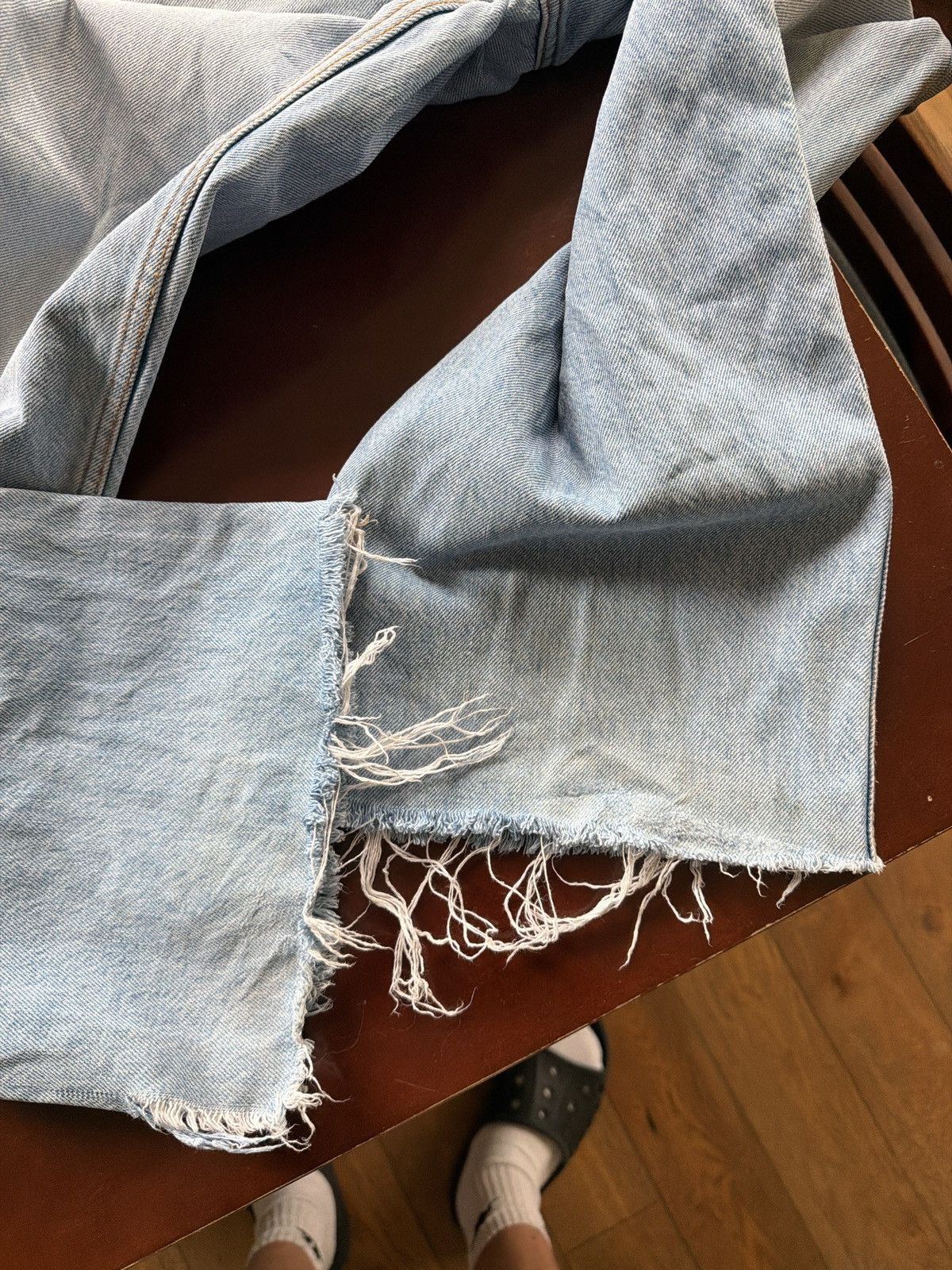 Acne Studios Acne Studios 1990 washed distressed blue denim jeans Size US 27 - 11 Thumbnail