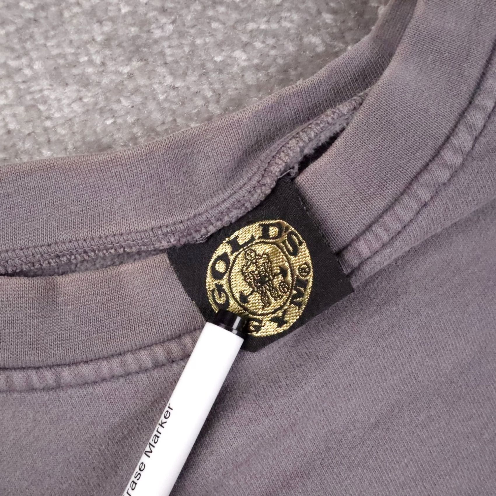 Vintage VINTAGE Gold's Gym Sweatshirt Pullover Crewneck Gray XL 90s Mens Size US XL / EU 56 / 4 - 6 Thumbnail