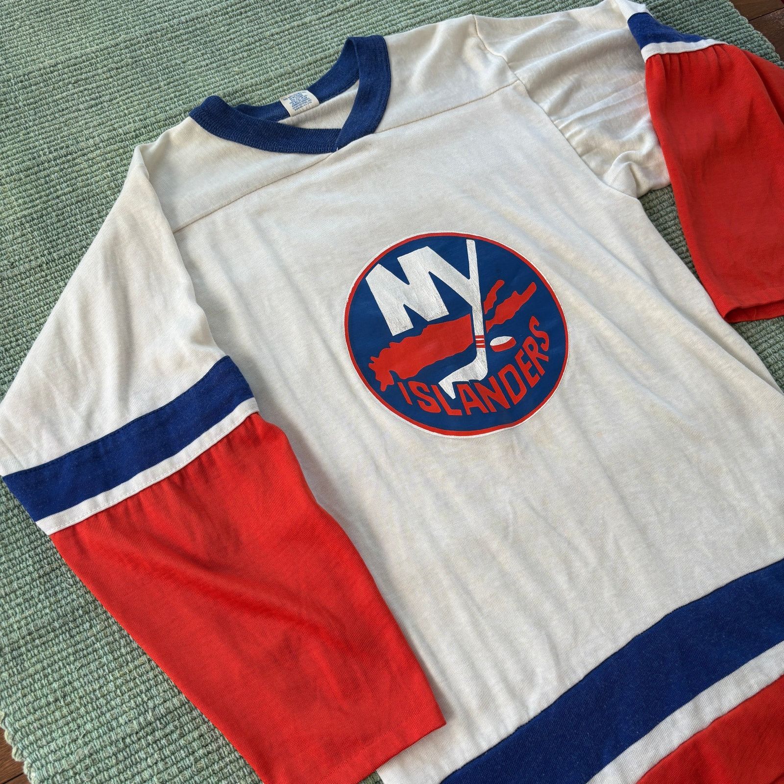 NHL × Vintage Vintage 1970s NY Islanders Durene Hockey Jersey Shirt Sz M/L Size US M / EU 48-50 / 2 - 10 Thumbnail