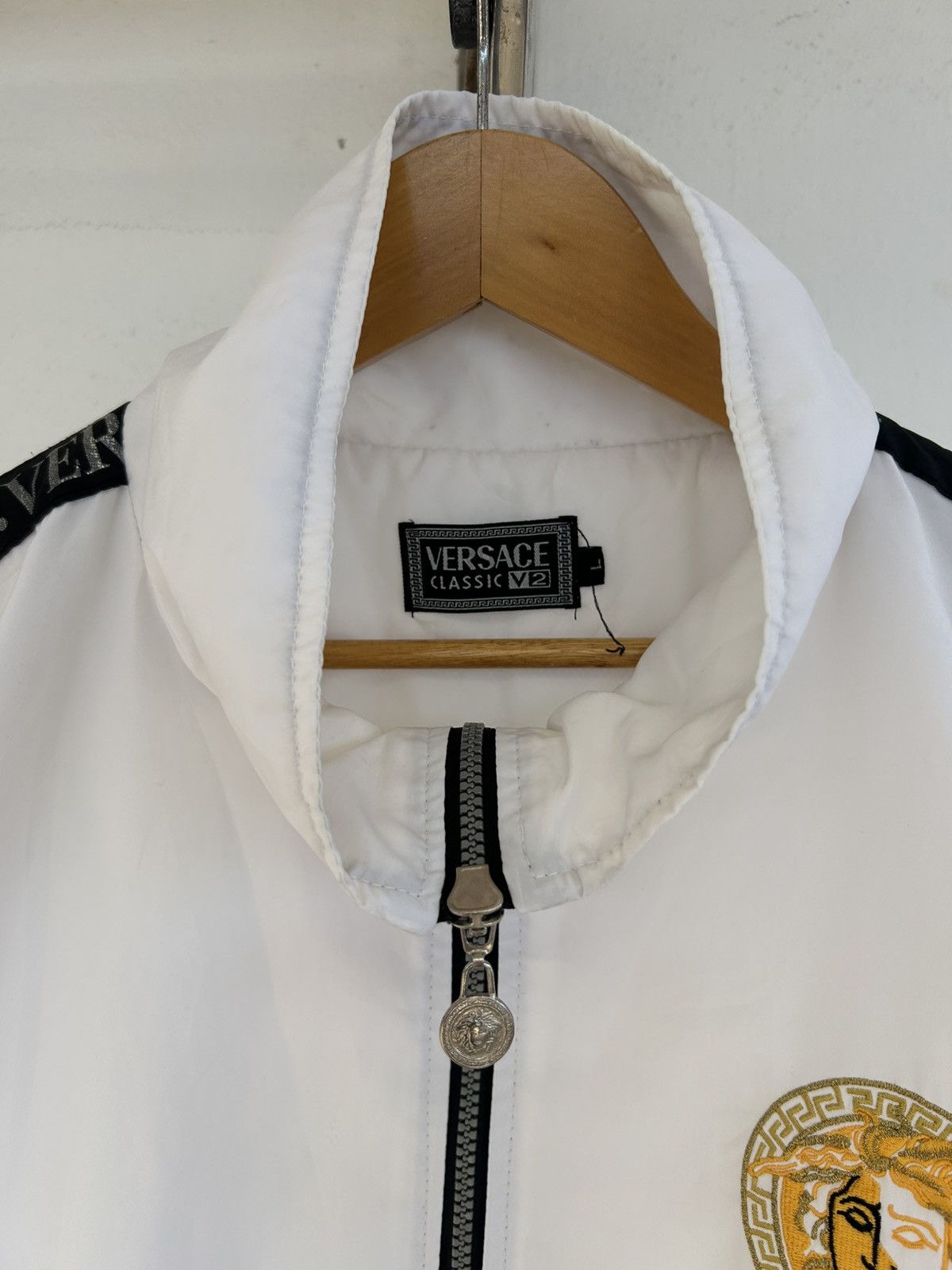 Versace Atelier Versace White Sidetape Jacket Nylon Size US L / EU 52-54 / 3 - 3 Thumbnail