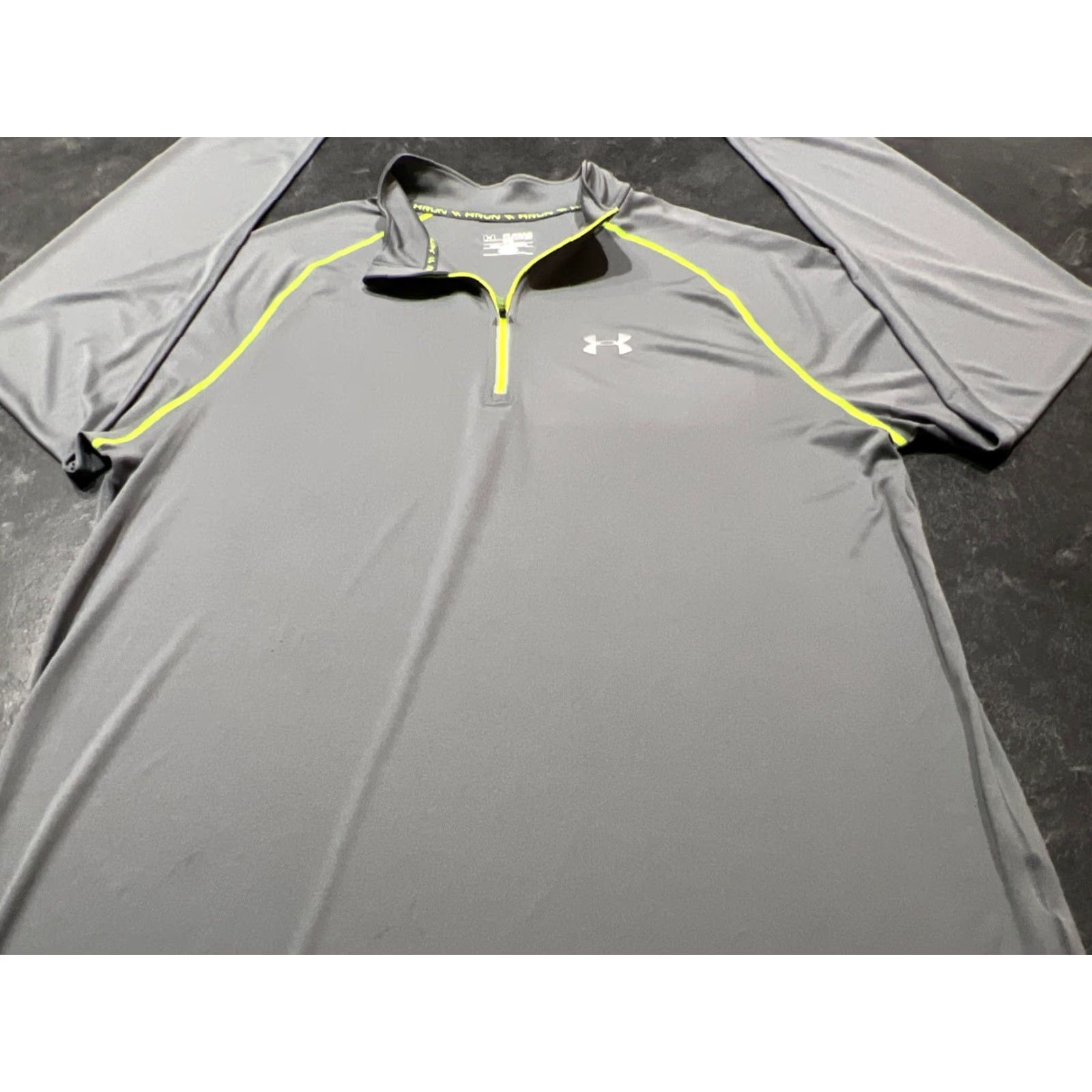 Under Armour Under Armour 1/4 Zip Pullover Mens 2XL Gray Active Casual Fitted Stretch Size US XXL / EU 58 / 5 - 2 Thumbnail
