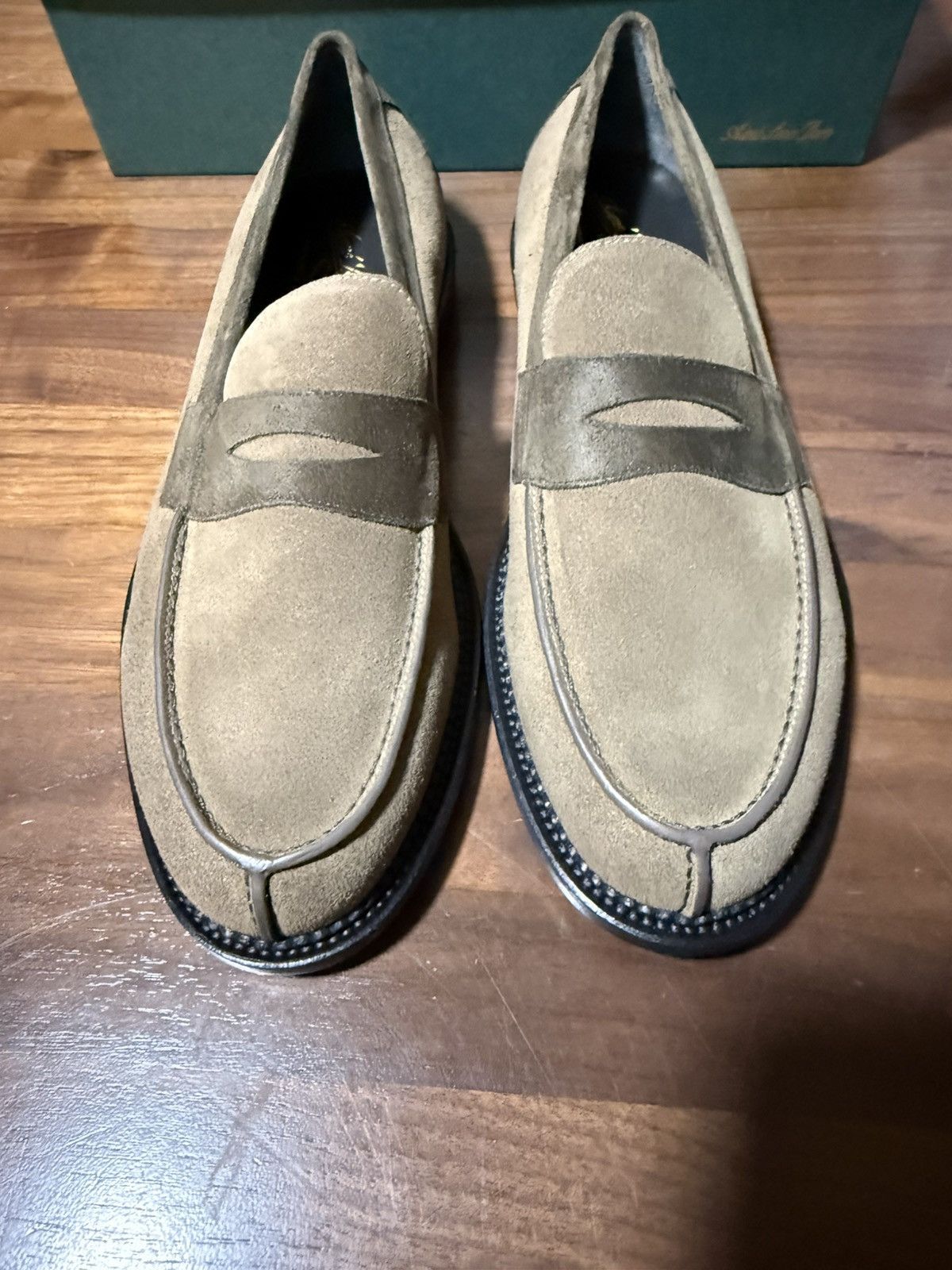 Aime Leon Dore Aime Leon Dore Suede Queens Crest Loafer in “OLIVA” Size 11 Size US 11 / EU 44 - 4 Thumbnail