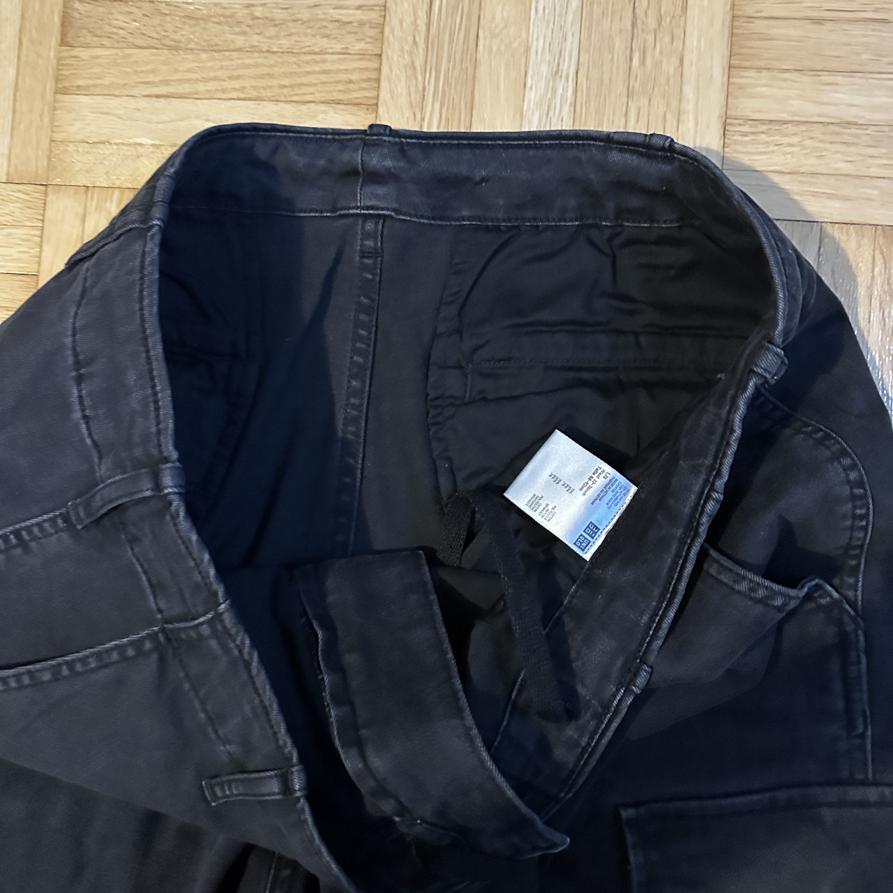 Uniqlo Uniqlo Black Straight Cargo Pants Size US 36 / EU 52 - 3 Thumbnail