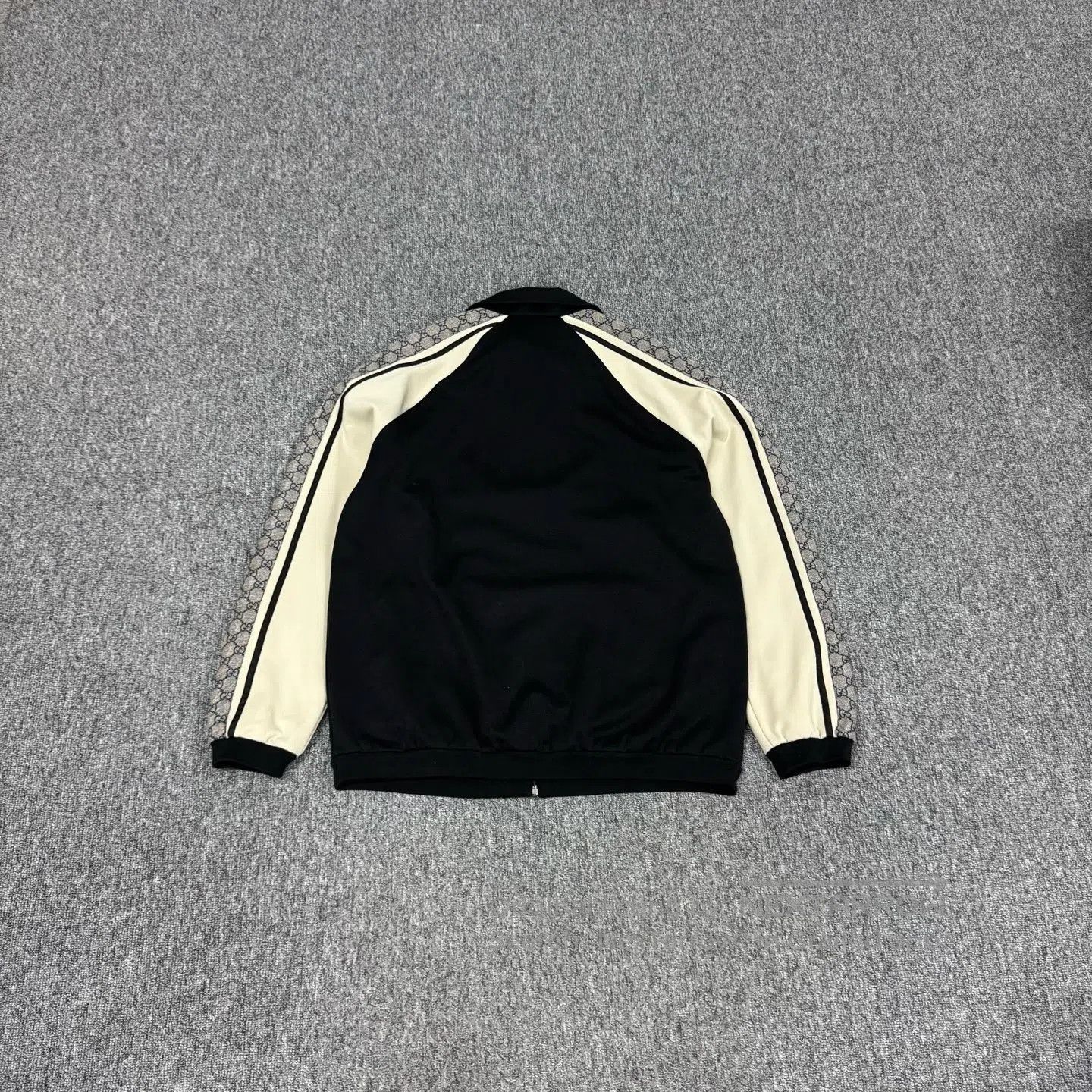 Gucci Guicci Snake pattern bid rigging; zipper jacket| Size US S / EU 44-46 / 1 - 2 Thumbnail