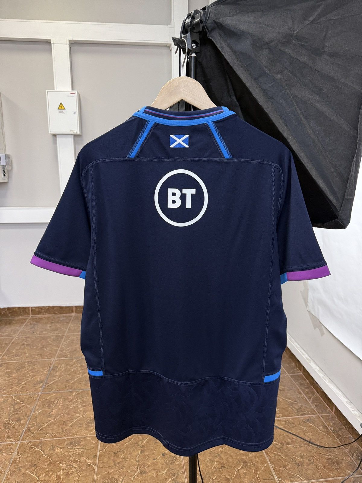 Macron 🏴󠁧󠁢󠁳󠁣󠁴󠁿2020 Macron Scotland National Rugby Team Peter Vardy Jersey Size US L / EU 52-54 / 3 - 2 Thumbnail