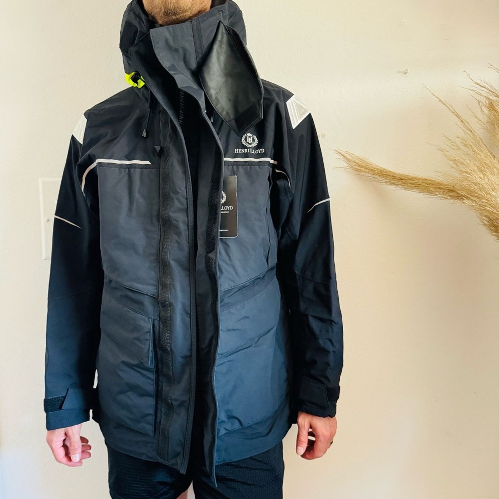 Henri Lloyd NEW Henri Lloyd $995 Black Jacket Waterproof Sailing Coat Size US S / EU 44-46 / 1 - 5 Thumbnail