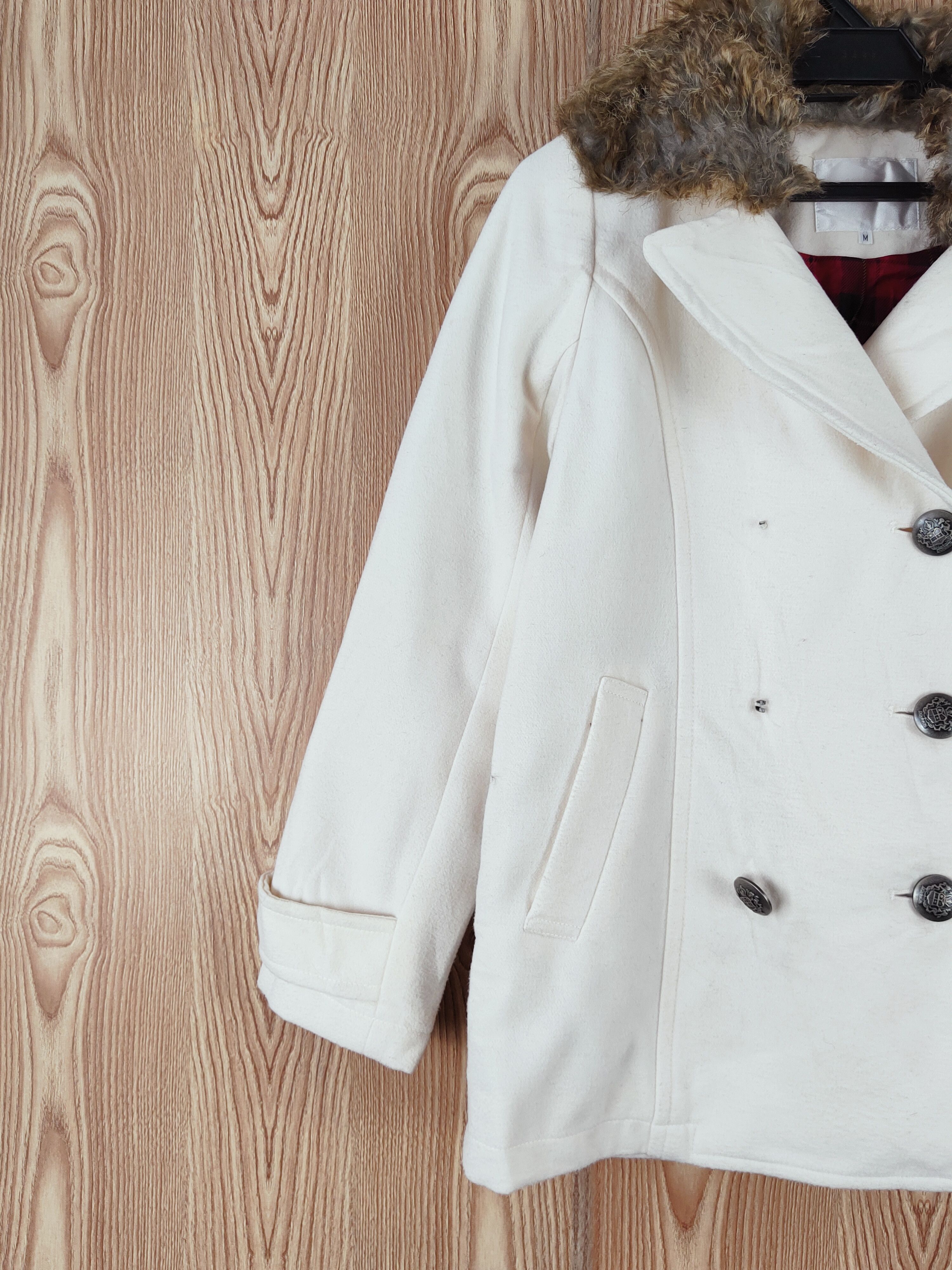 Japanese Brand × Vintage C o.l.z.a Cream Fur Coats Vintage Avant garde fashion Size M / US 6-8 / IT 42-44 - 4 Thumbnail