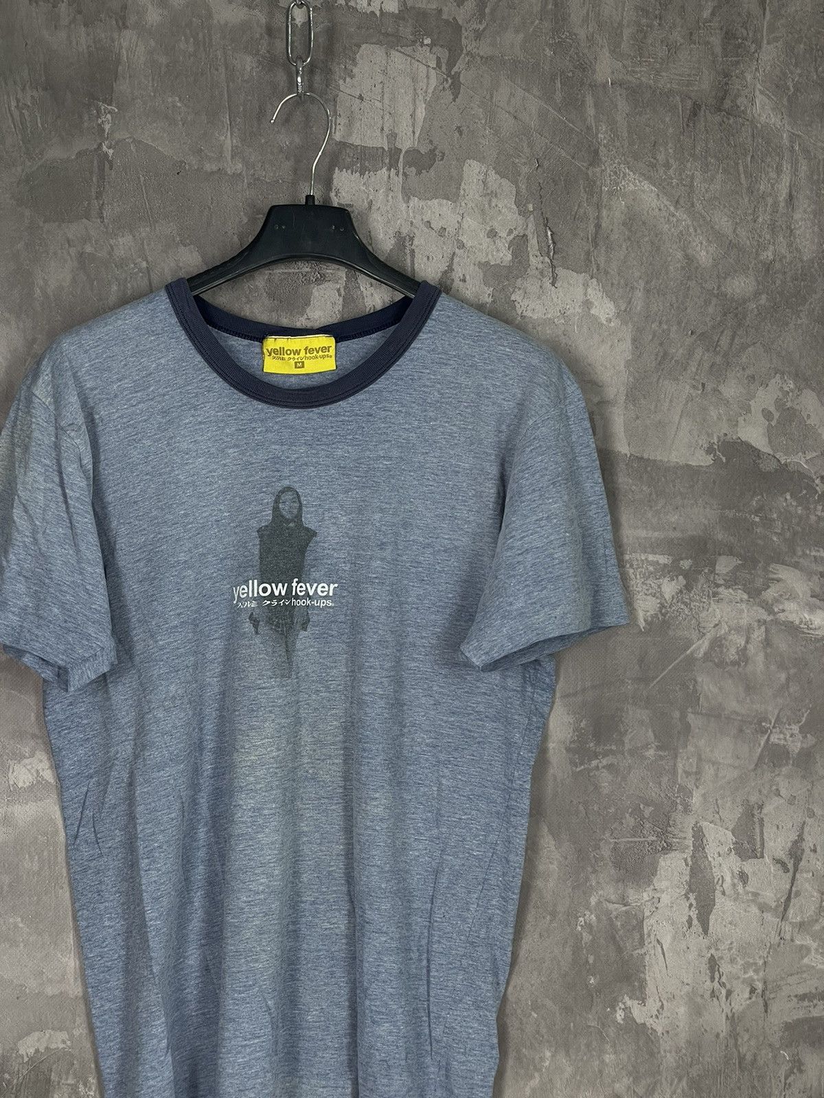 Designer × Vintage Yellow Fever Y2K Streetwear Logo Vintage Retro T shirt Size US M / EU 48-50 / 2 - 4 Thumbnail