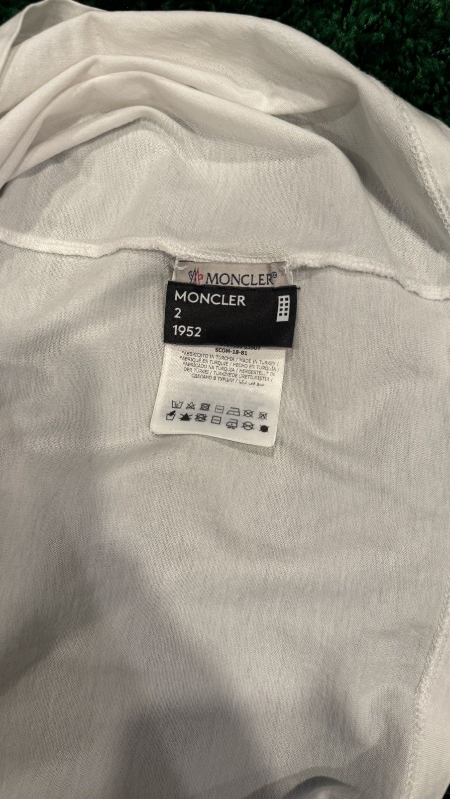 Moncler Moncler Logo Tshirt Size US XXL / EU 58 / 5 - 7 Thumbnail