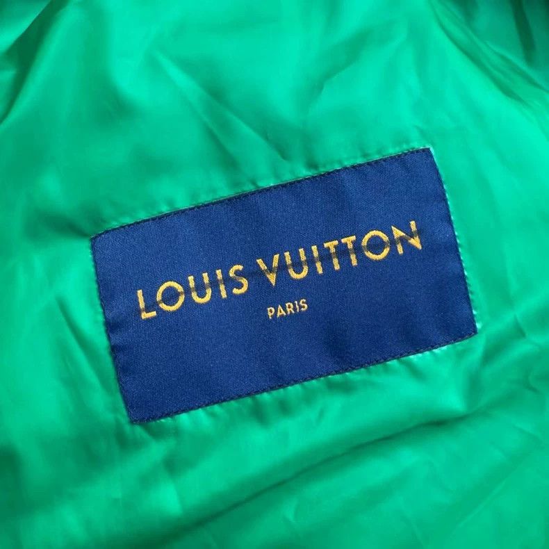Louis Vuitton Louis Vuitton Green cotton-padded with three flowers and fu Size US M / EU 48-50 / 2 - 5 Thumbnail