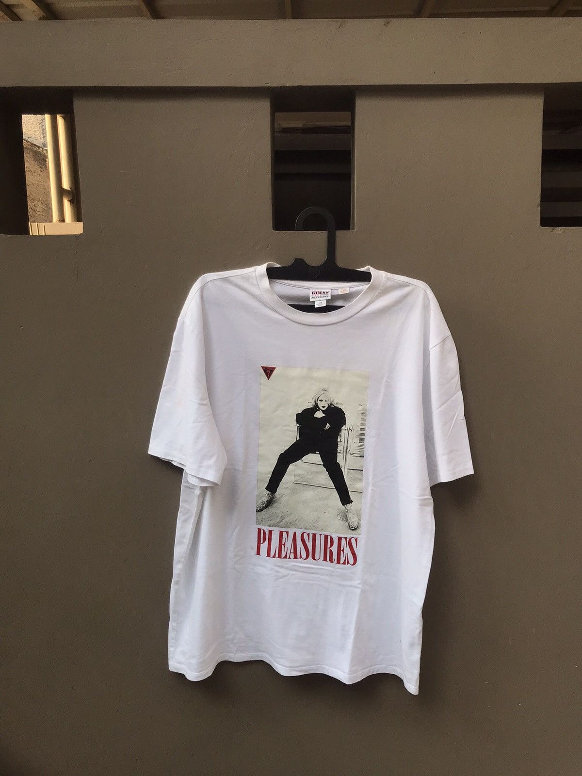 Pleasures Pleasures x Guess Tee Size US XL / EU 56 / 4 - 1 Thumbnail
