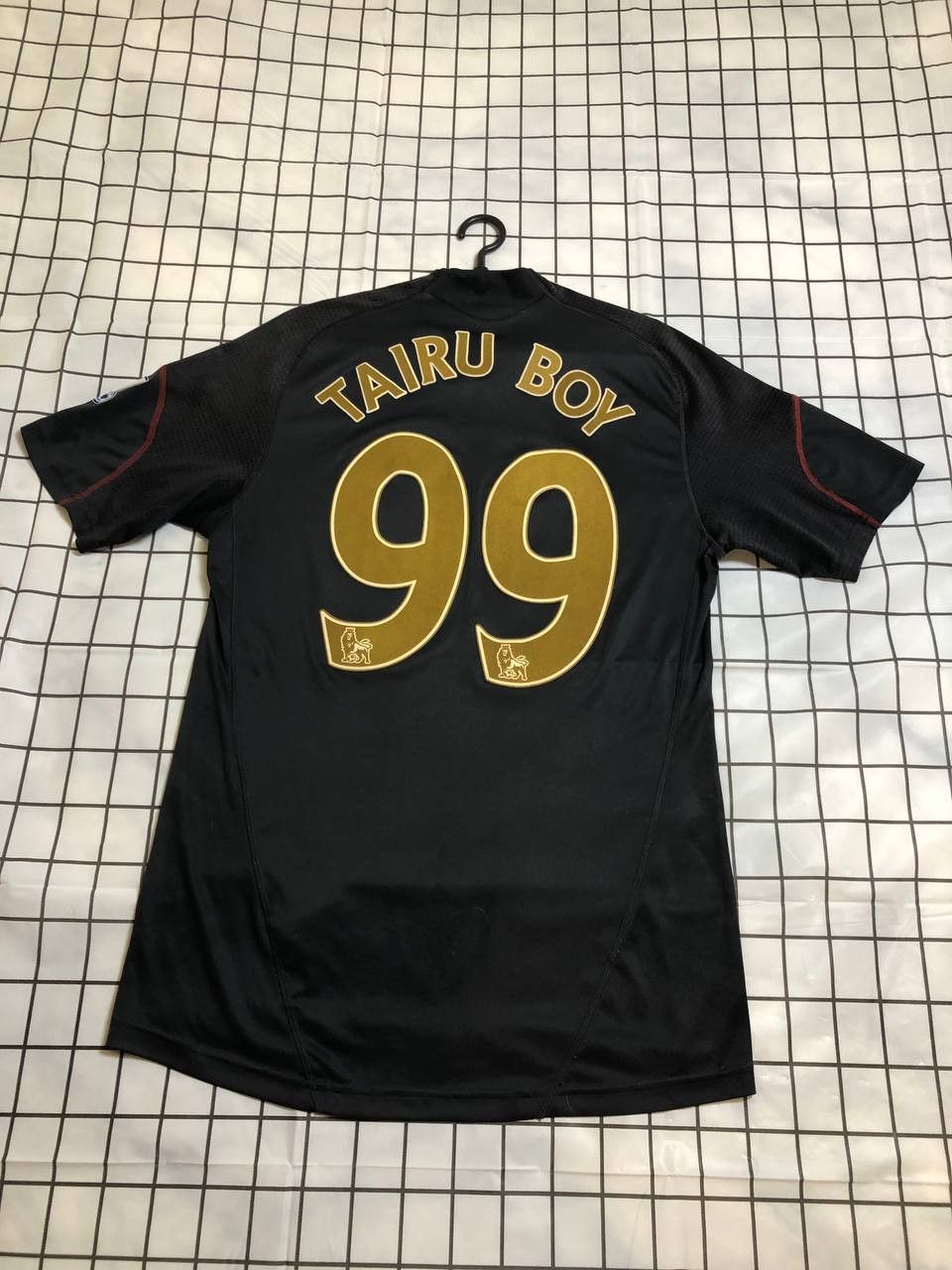 Adidas LIVERPOOL AWAY FOOTBALL SHIRT SOCCER JERSEY ADIDAS Size US M / EU 48-50 / 2 - 17 Thumbnail