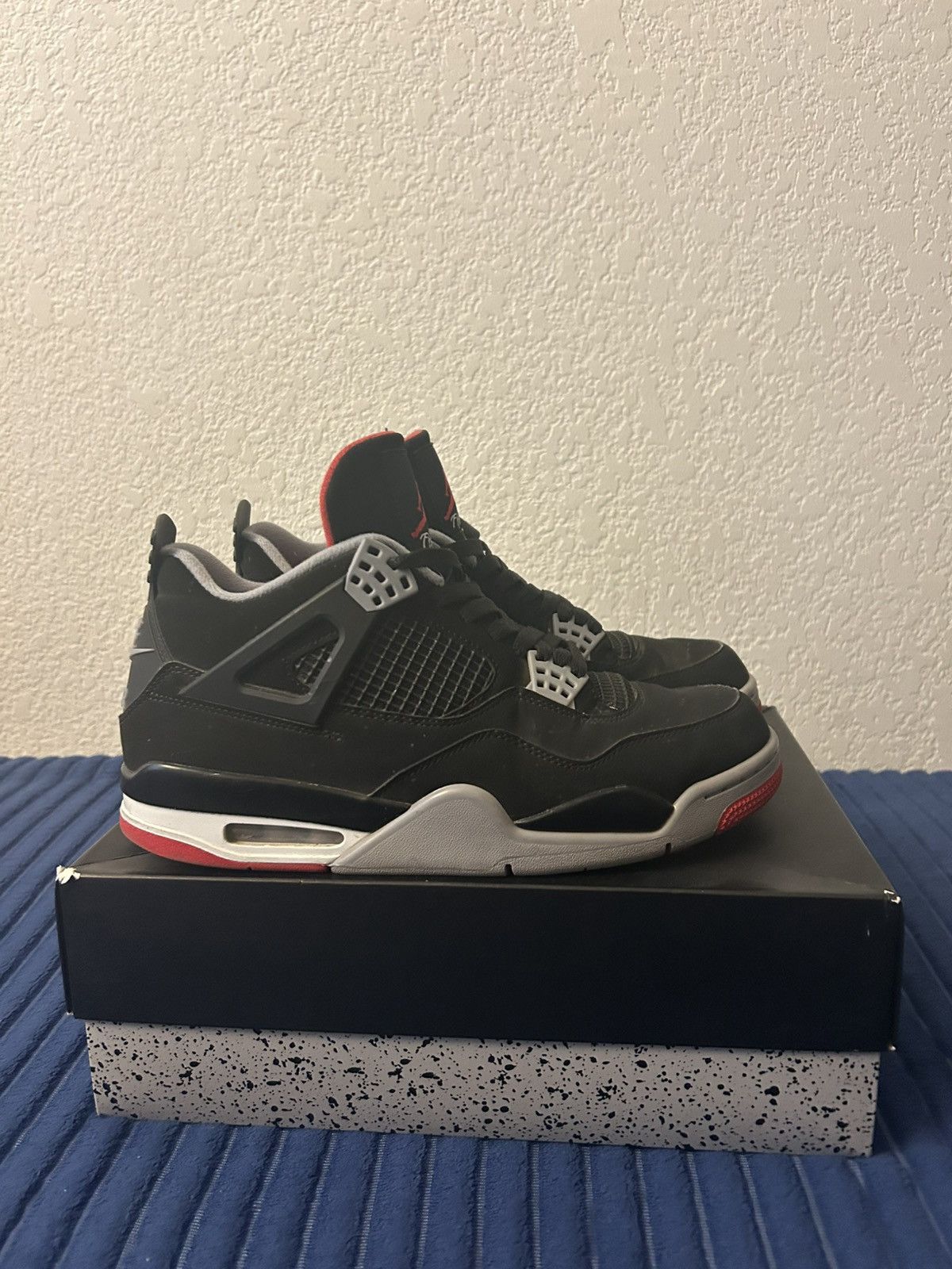 Nike Nike Air Jordan 4 Bred Size US 10 / EU 43 - 1 Thumbnail