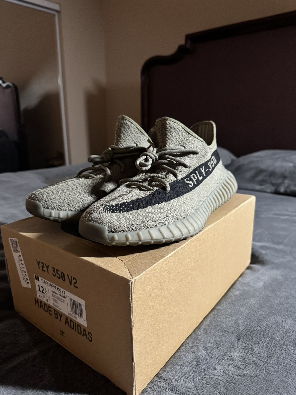 Adidas × Kanye West × Yeezy Yeezy Boost 350 V2 Granite Size US 12.5 / EU 45-46 - 1 Thumbnail