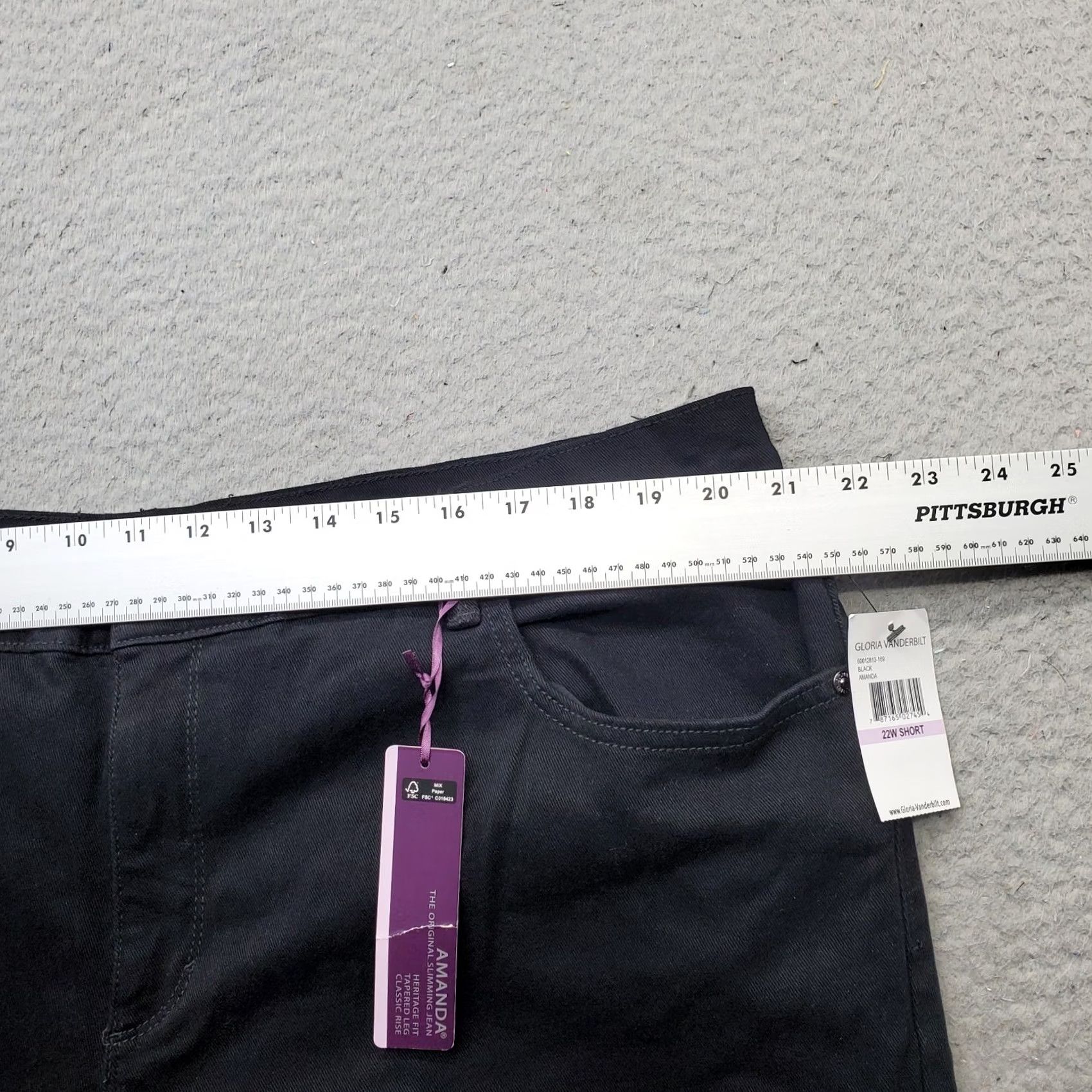 Gloria Vanderbilt Gloria Vanderbilt Amanda Jeans Womens 22W Black Slimming Tapered Leg Jeans Size 40" / US 18 - 6 Thumbnail