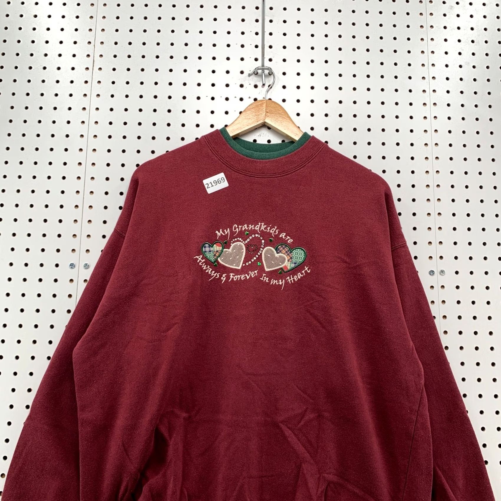 Vintage M&C Sportswear Sweatshirt Red Heart Love Embroidered Women Large Crewneck Size L / US 10 / IT 46 - 7 Thumbnail