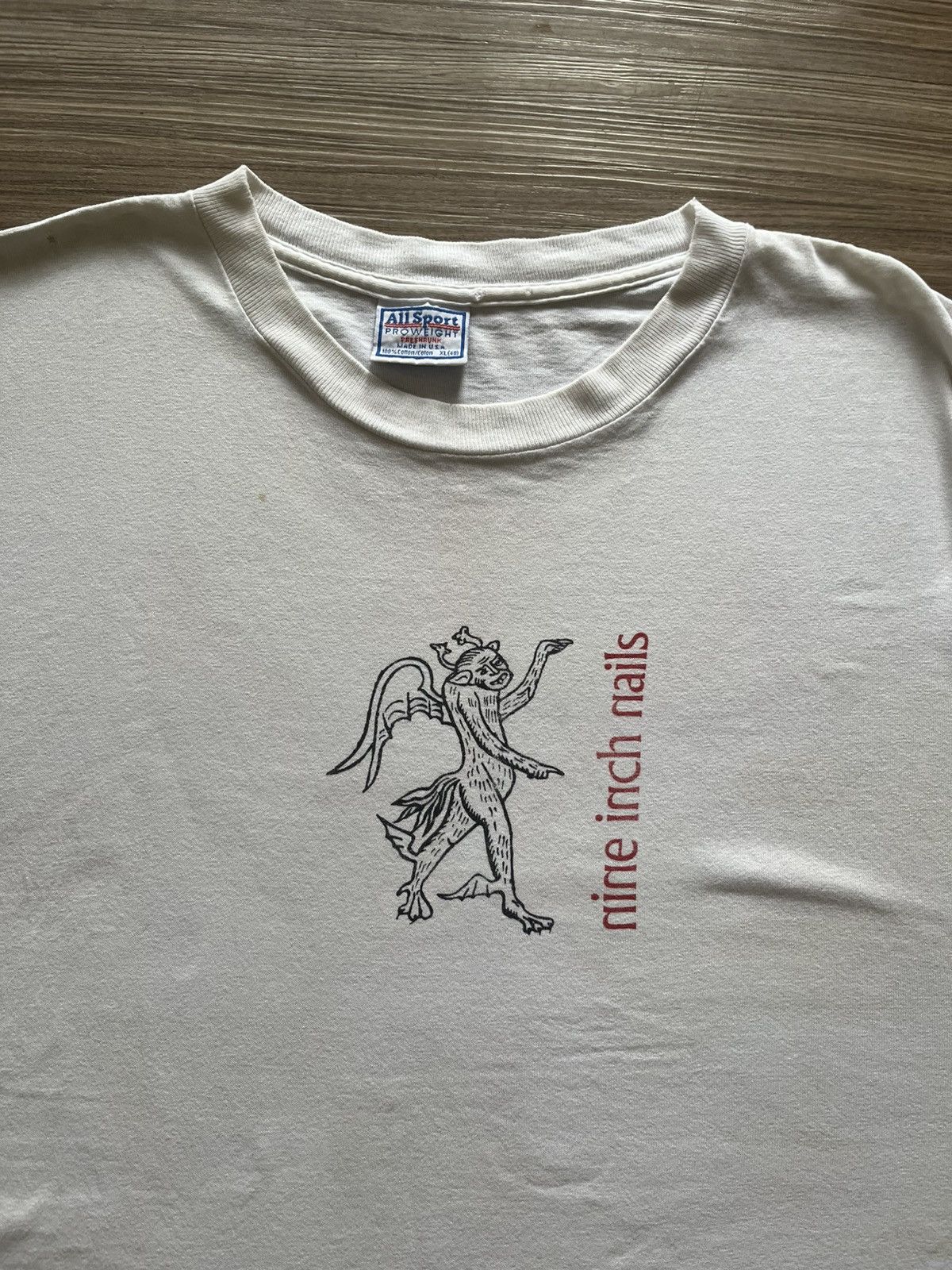 Band Tees vintage 1995 Nine Inch Nails "Devil" tour Size US XL / EU 56 / 4 - 1 Thumbnail