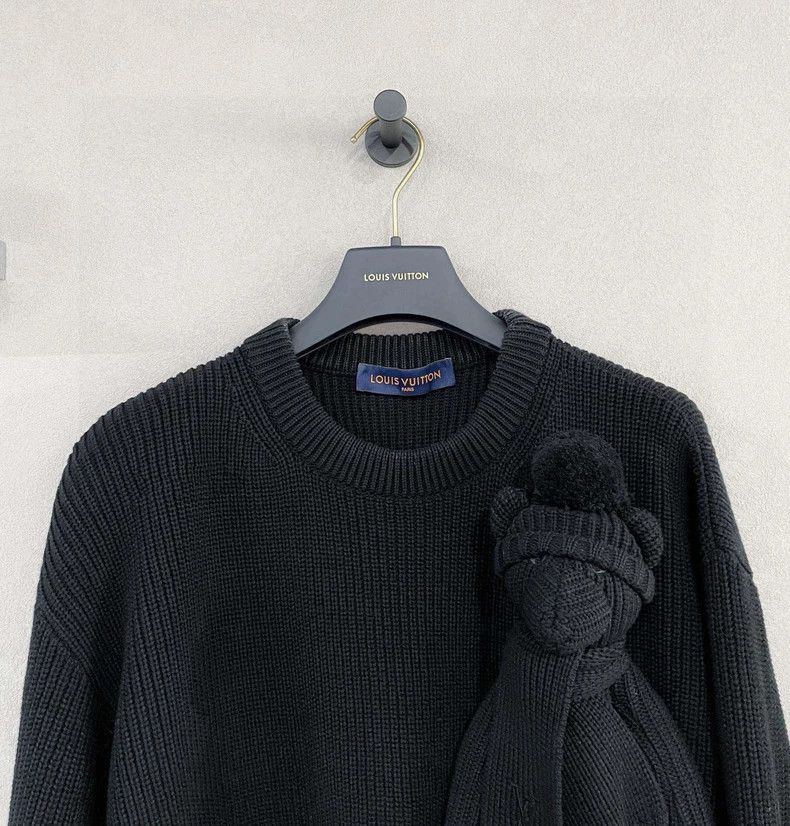 Louis Vuitton Louis Vuitton Black doll knit sweater Size US L / EU 52-54 / 3 - 3 Thumbnail