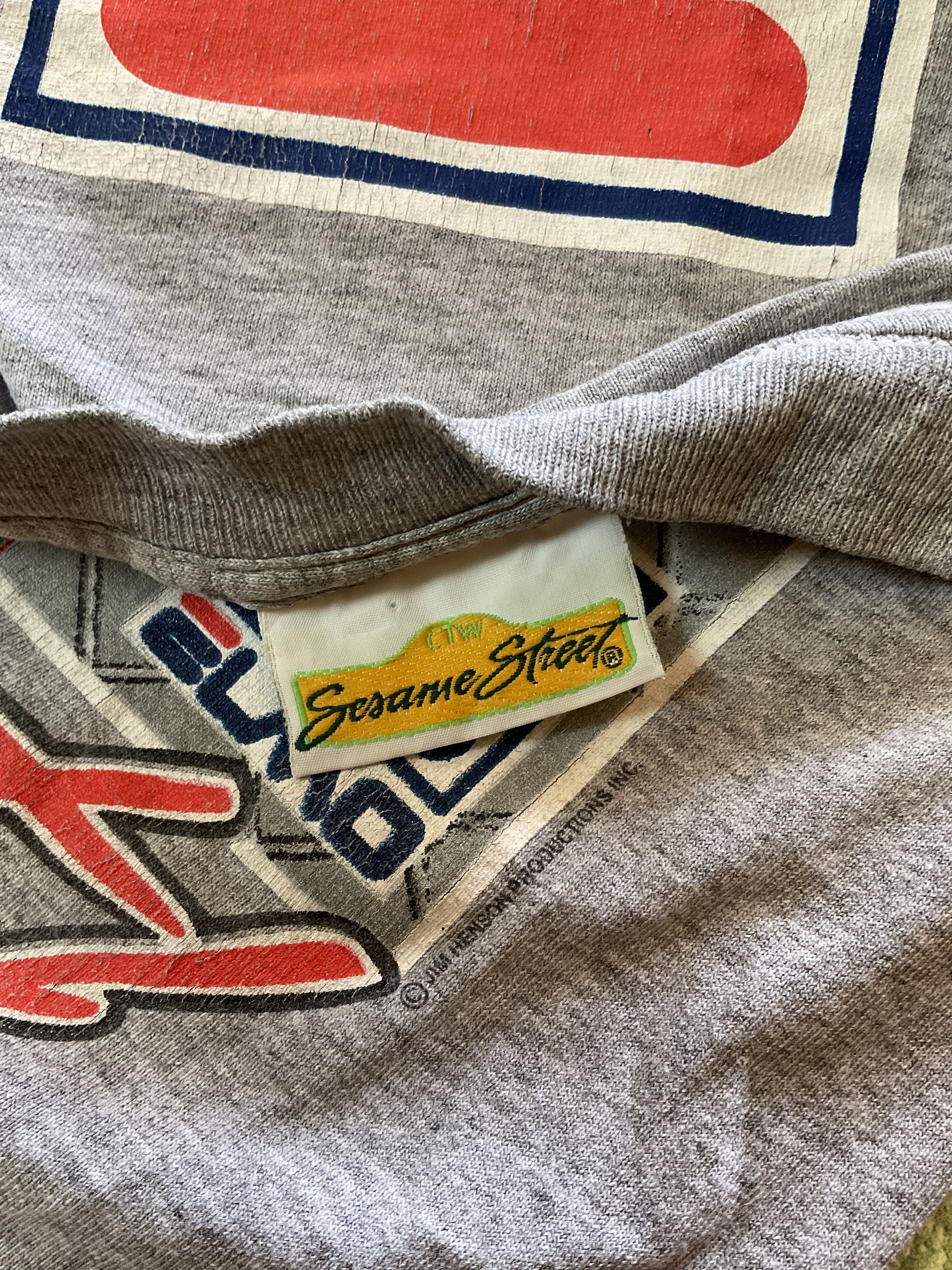 Cartoon Network 90s Sesame Street Elmo Jordan Fila Parody Vintage Tshirt Size US M / EU 48-50 / 2 - 5 Thumbnail