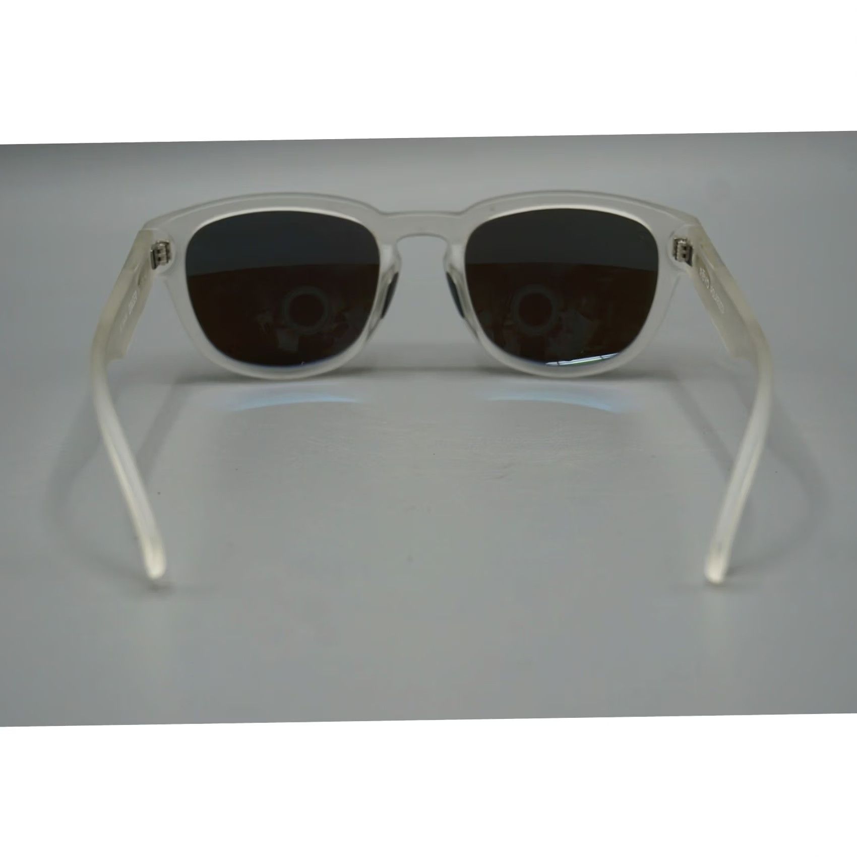 Vintage REVO Zinger Sunglasses RE 1054 09 Polarized Crystal Blue Mirror Mens Size ONE SIZE - 5 Thumbnail