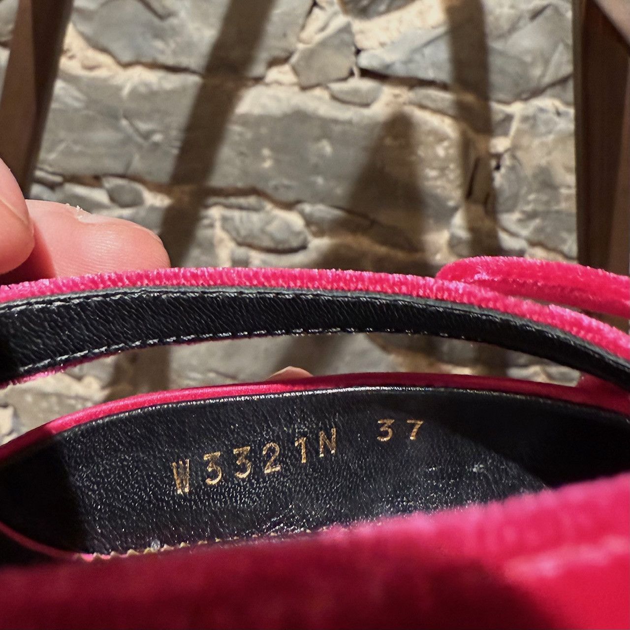 Tom Ford Tom Ford Fuchsia Satin Velvet Bow Pumps Size US 7 / IT 37 - 10 Thumbnail