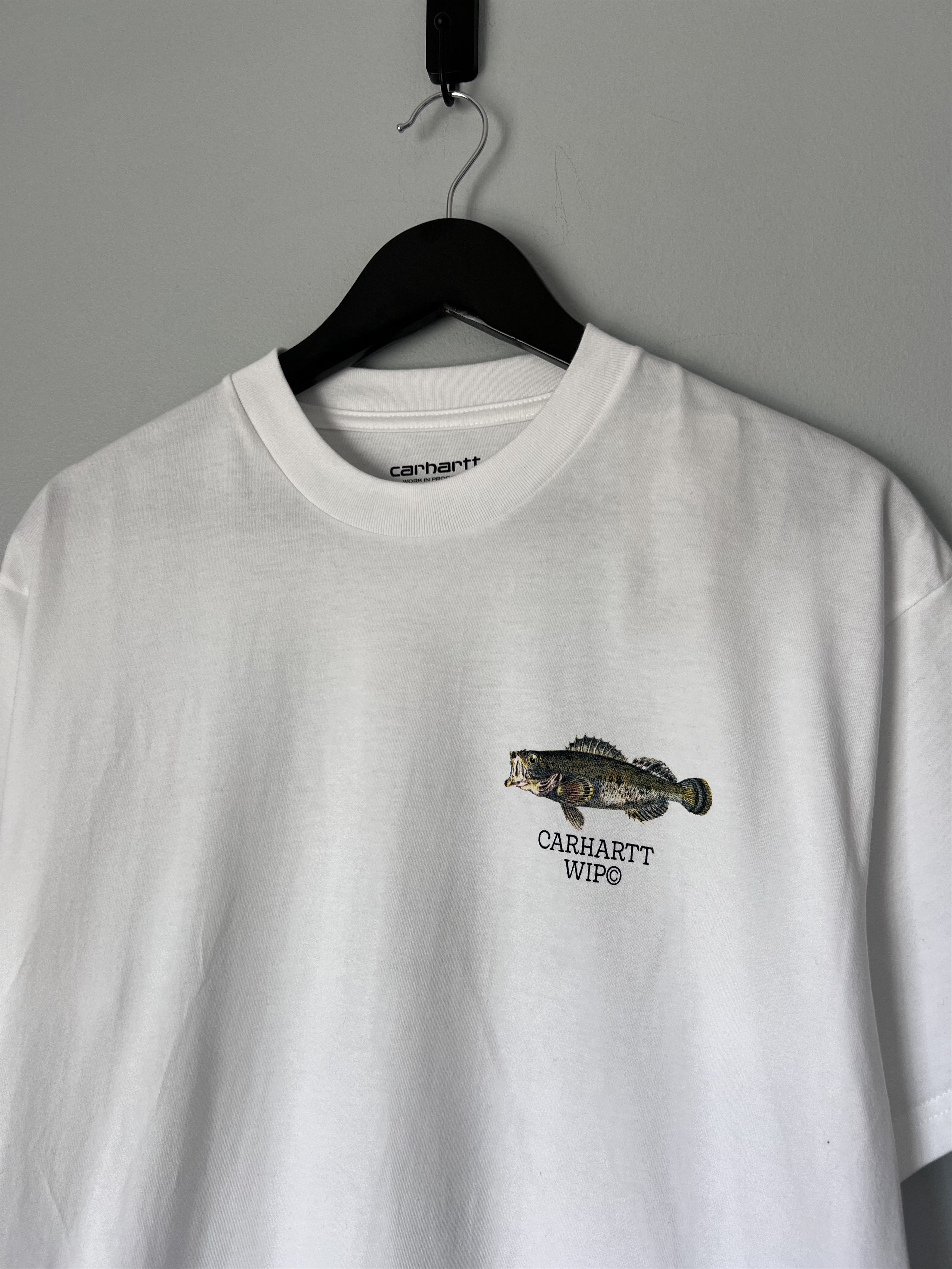 Carhartt Wip Carhartt WIP Fish Tee in White Size US S / EU 44-46 / 1 - 4 Thumbnail