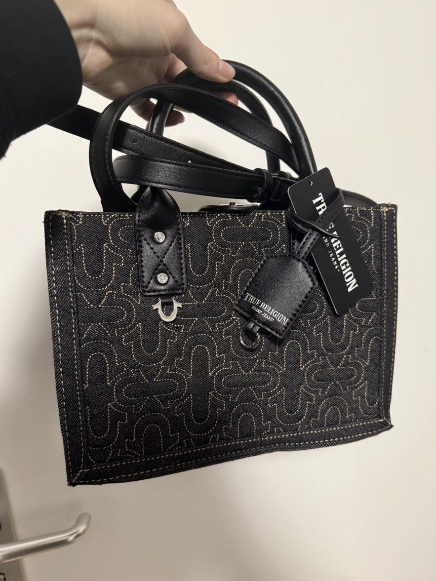True Religion vintage y2k bimbo true religion bag luxury Size ONE SIZE - 2 Thumbnail