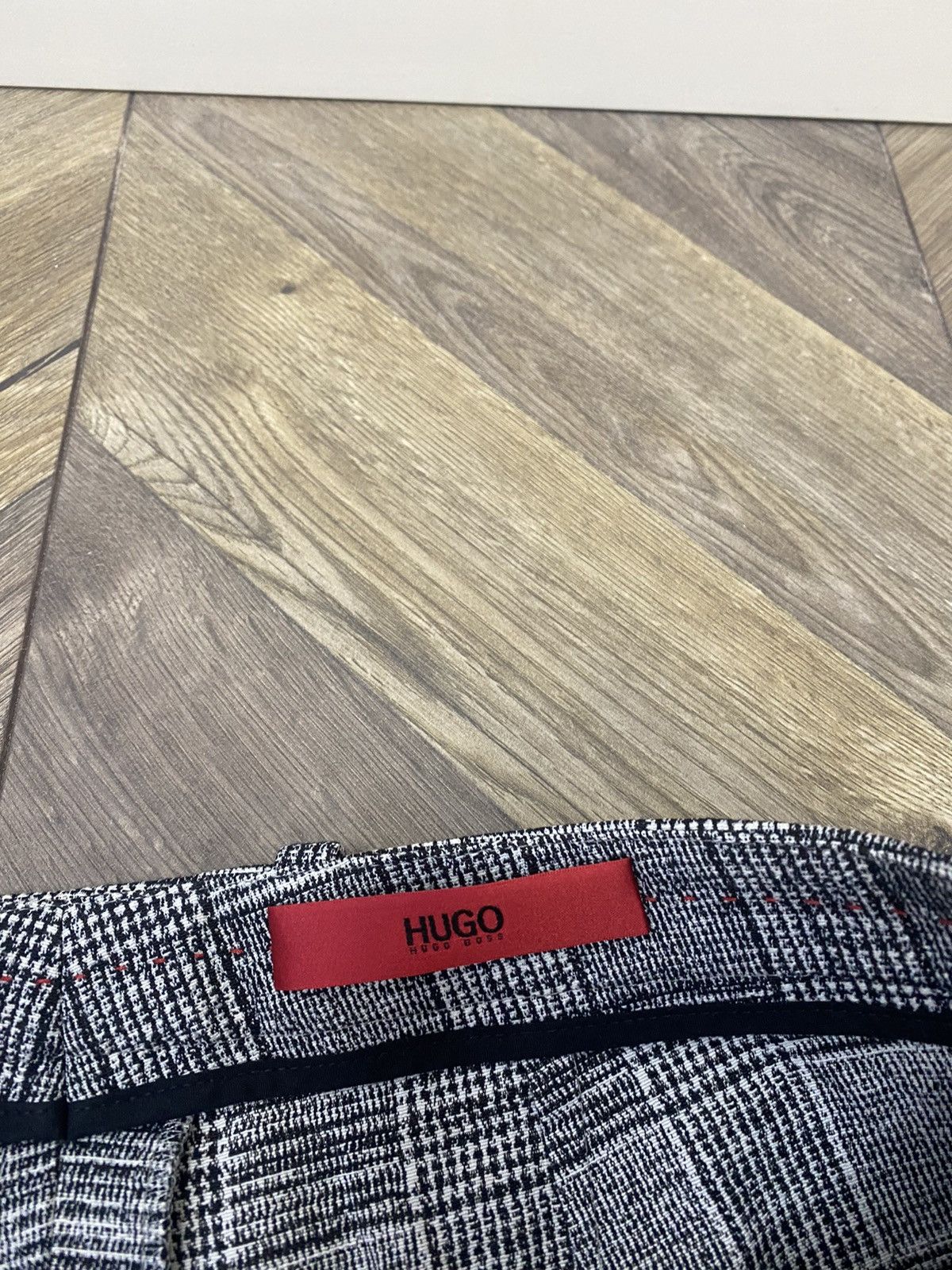 Hugo × Hugo Boss × Vintage Vintage Hugo Boss Luxury Women’s Suit Size M / US 6-8 / IT 42-44 - 22 Thumbnail