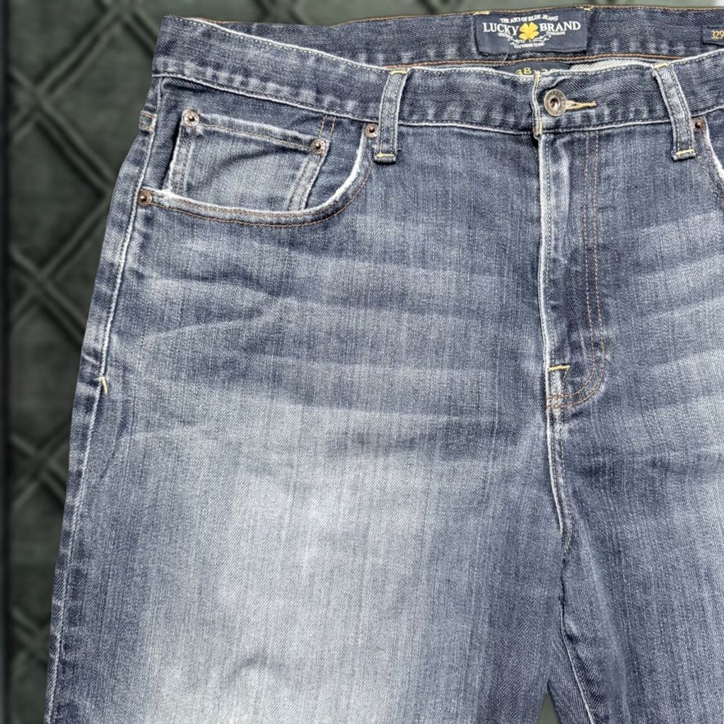 Lucky Brand Lucky Brand Jeans Men 38X30 Blue Denim Straight 5-Pocket Distressed Zip Fly Classic 329 Size US 38 / EU 54 - 1 Thumbnail