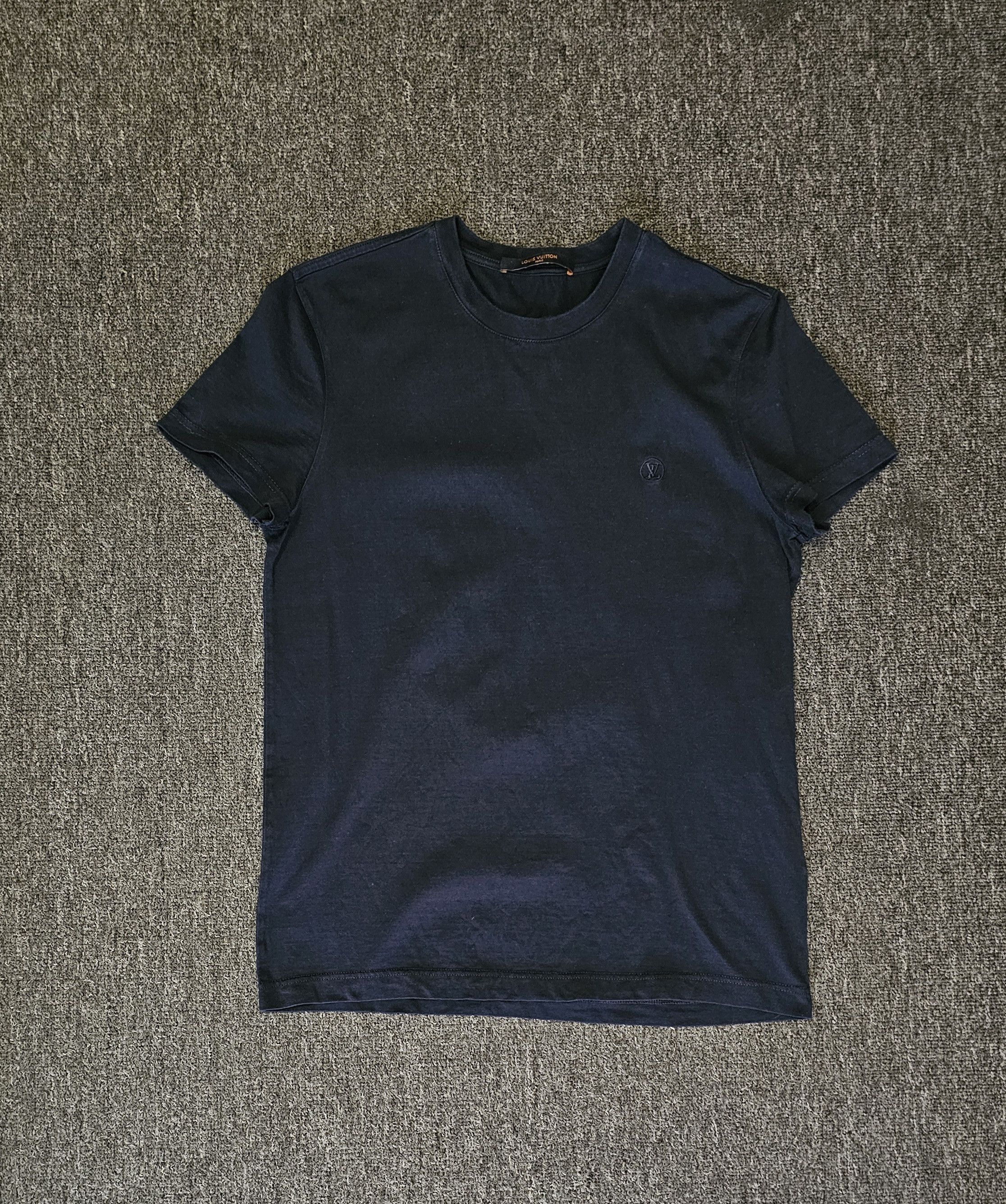 Louis Vuitton Louis Vuitton Women's Navy Blue T-shirts Size S Size S / US 4 / IT 40 - 1 Thumbnail