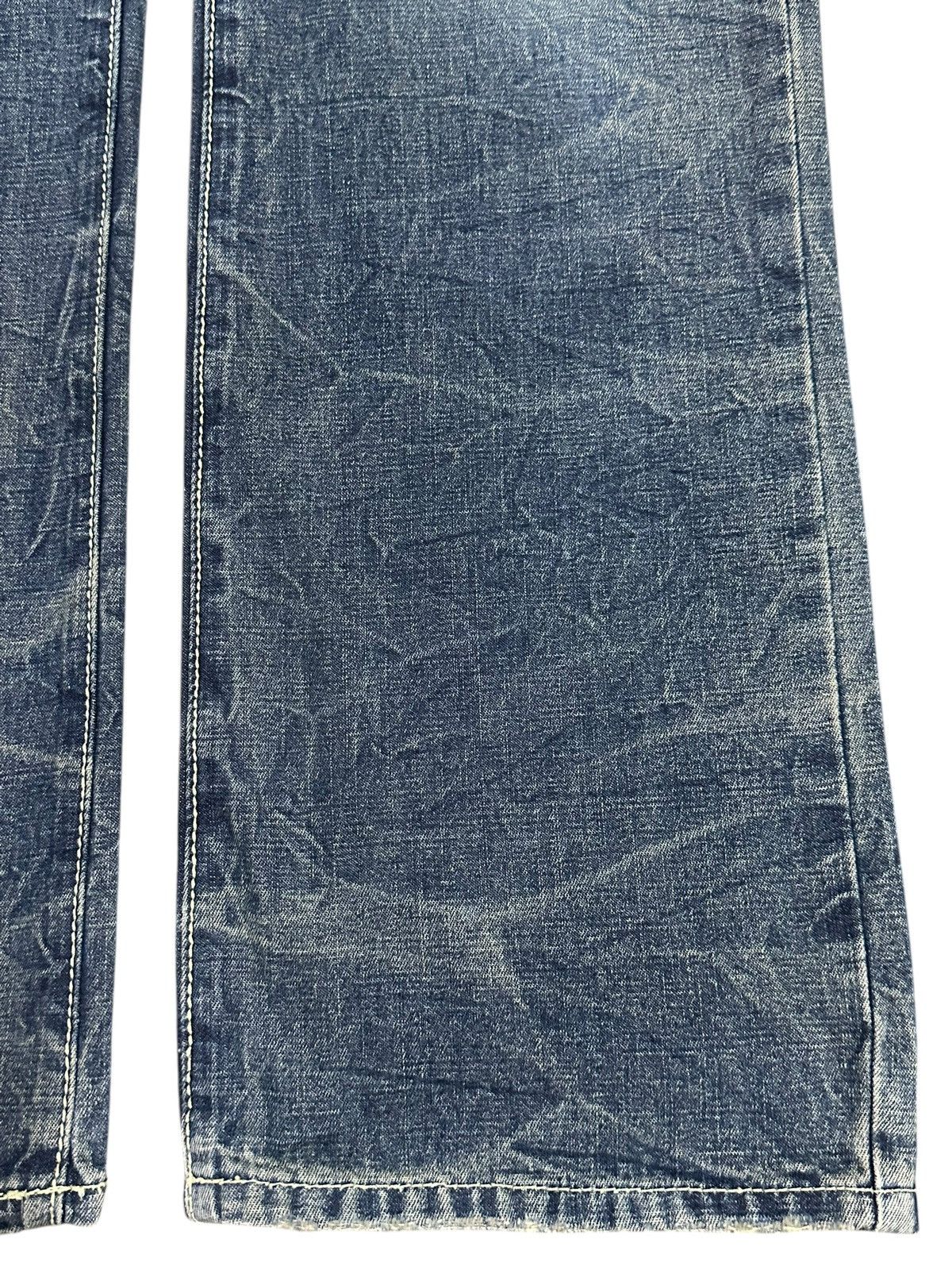 Japanese Brand Vintage Japanese Brand Blue Thunder Wash Distress Jeans Size US 32 / EU 48 - 8 Thumbnail