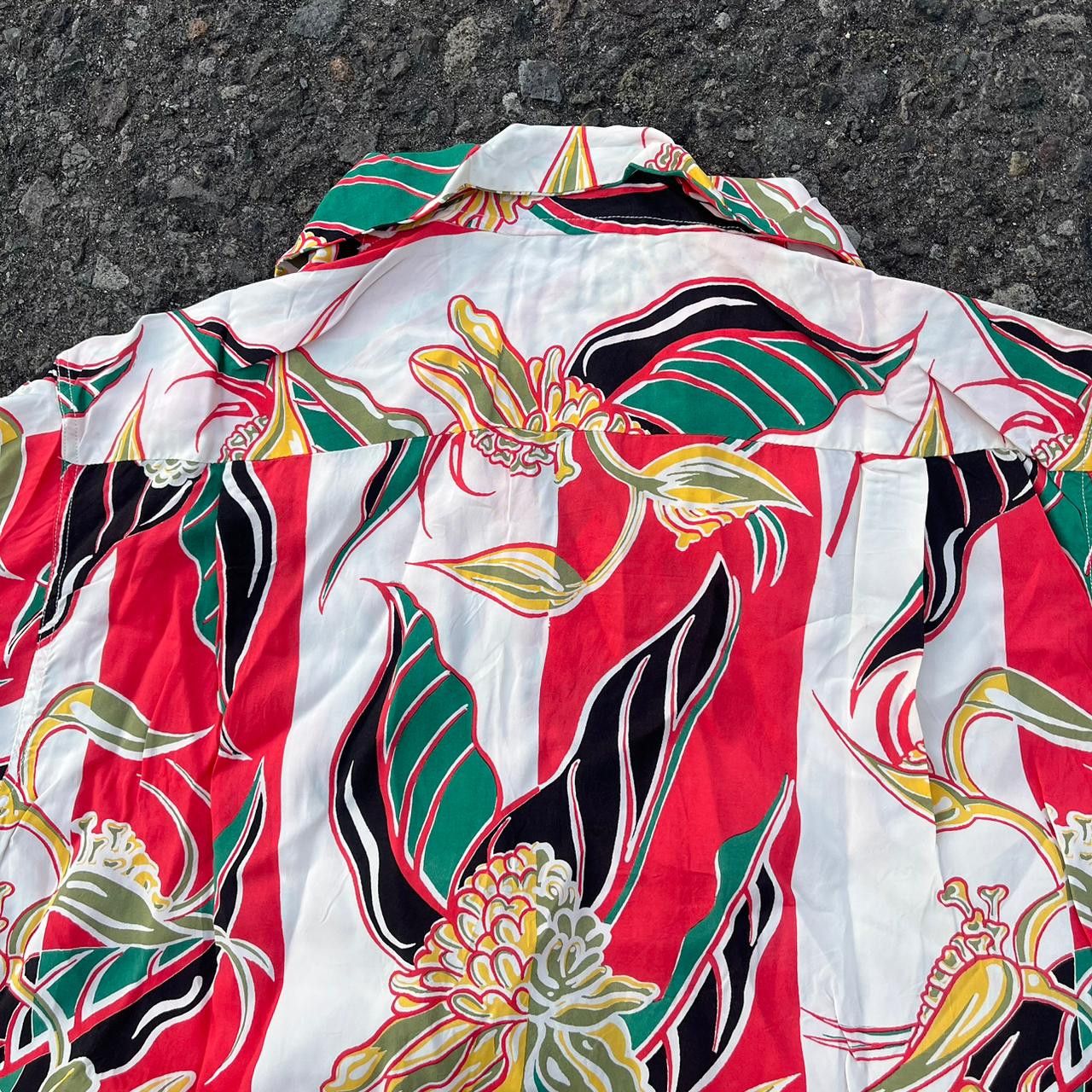Sun Surf Sun Surf Toyo Enterprises Hawaiian Rayon Shirt Size US M / EU 48-50 / 2 - 5 Thumbnail