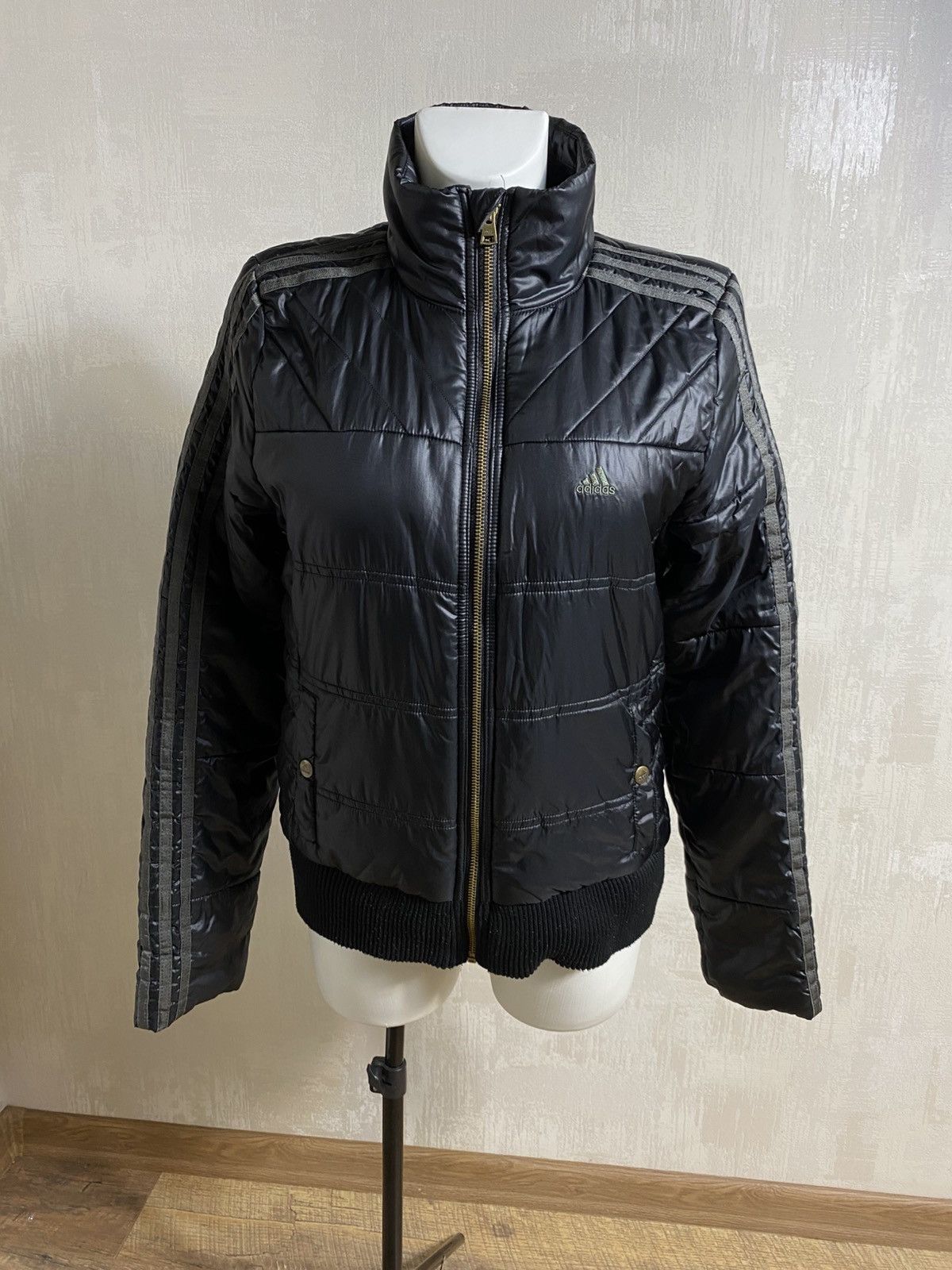 Adidas Adidas Black Puffer Jacket Gold Hardware 3-Stripes M Size M / US 6-8 / IT 42-44 - 3 Thumbnail